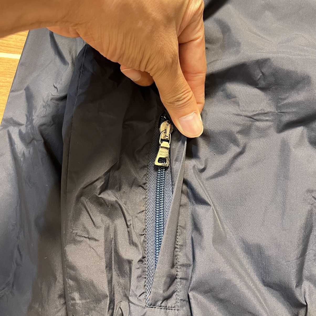 Prada Prada Luna Rossa Windstopper Gore Tex Jacket Size M / US 6-8 / IT 42-44 - 5 Thumbnail