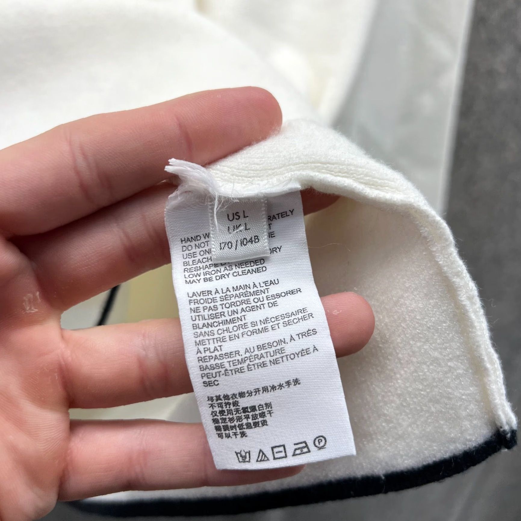 Anthropologie VINTAGE? No. Anthropologie Sweater Womens Large White Fleece Pullover Viscose Mock Neck Size L / US 10 / IT 46 - 4 Thumbnail