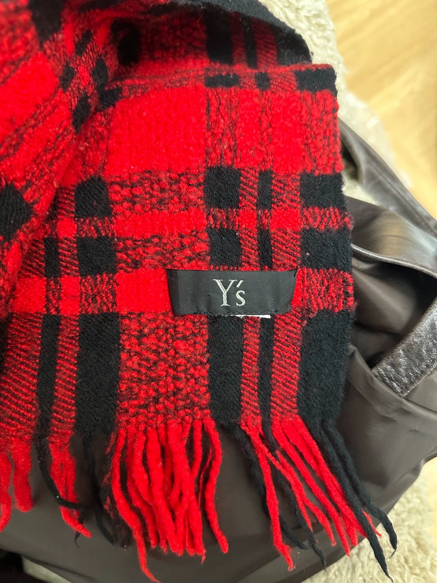Yohji Yamamoto Yohji Yamamoto Y's Textured Check Black Red Wool Scarf Size ONE SIZE - 7 Thumbnail