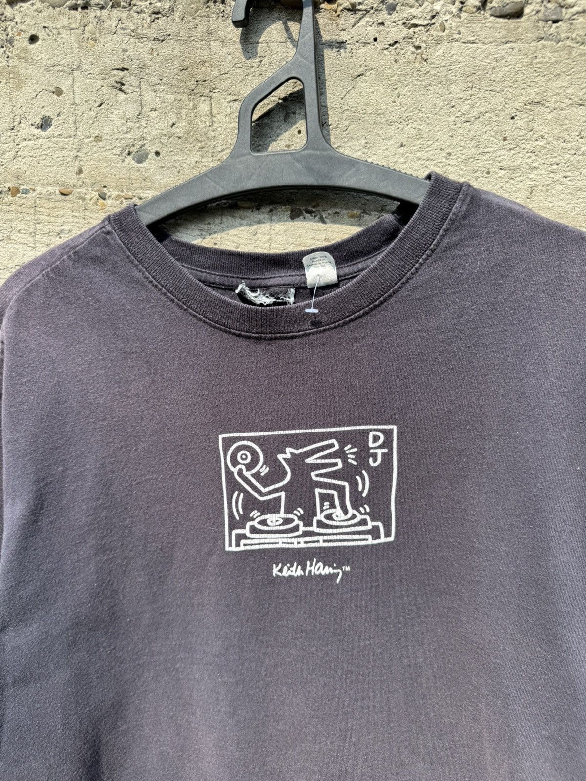 Keith Haring Keith Haring Vintage Distressed tee Size US L / EU 52-54 / 3 - 8 Thumbnail
