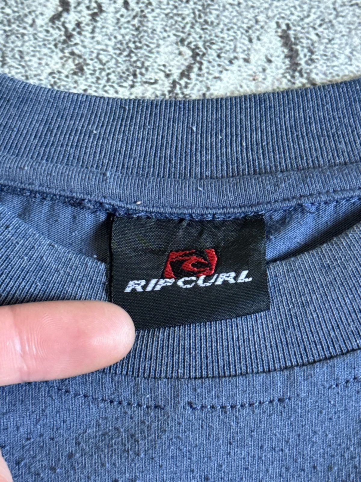Rip Curl Rip Curl XL/size big logo Australia 🇦🇺 tee Tshirts surfing Size US XL / EU 56 / 4 - 6 Thumbnail