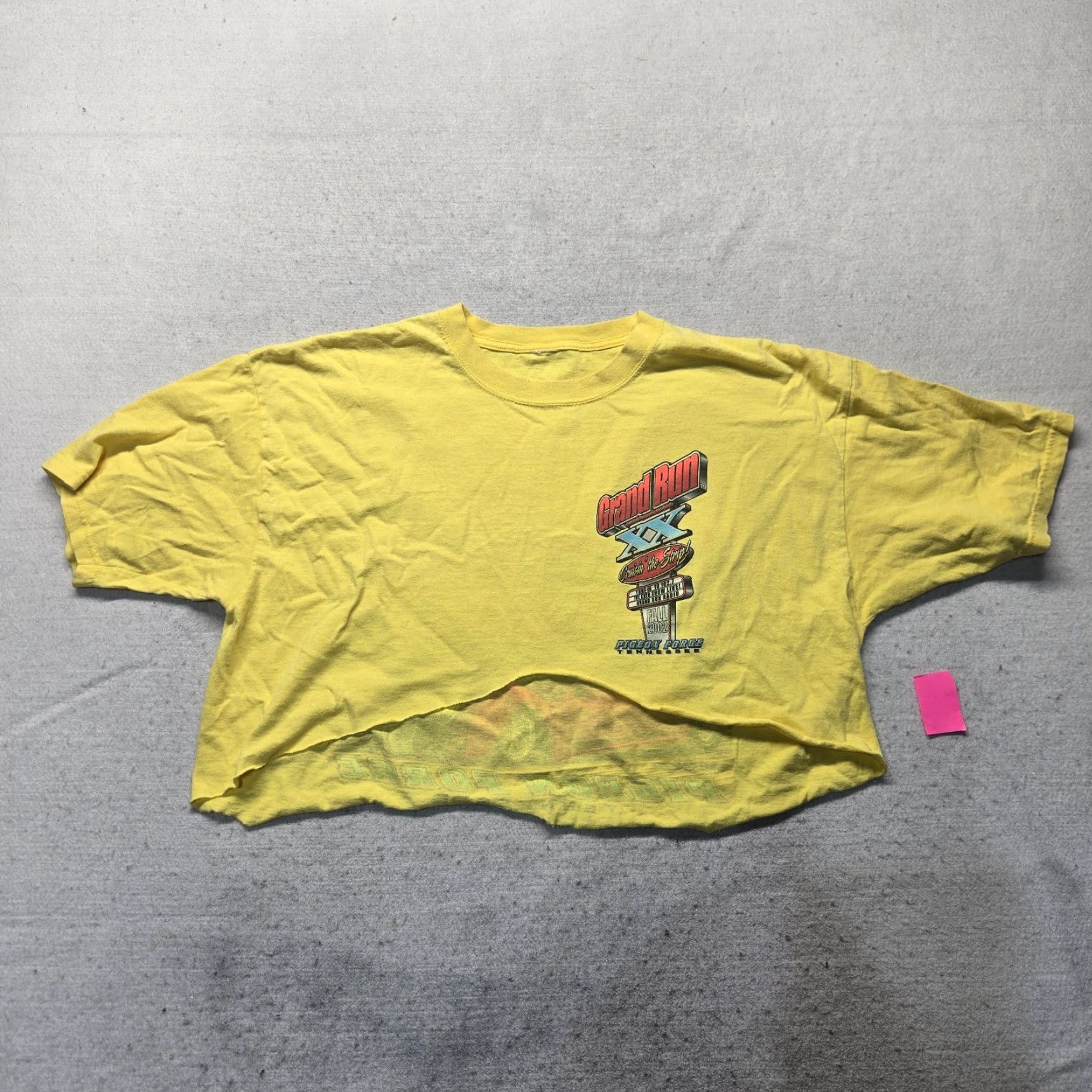 Vintage VINTAGE Grand Run Pigeon Forge TN Car Auto Crop Yellow Tee T-Shirt Adult Women's 2XL XXL Shirt Womens 2XL Yellow Cars Flower Cropped Size XXL / US 16-18 / IT 52-54 - 2 Thumbnail