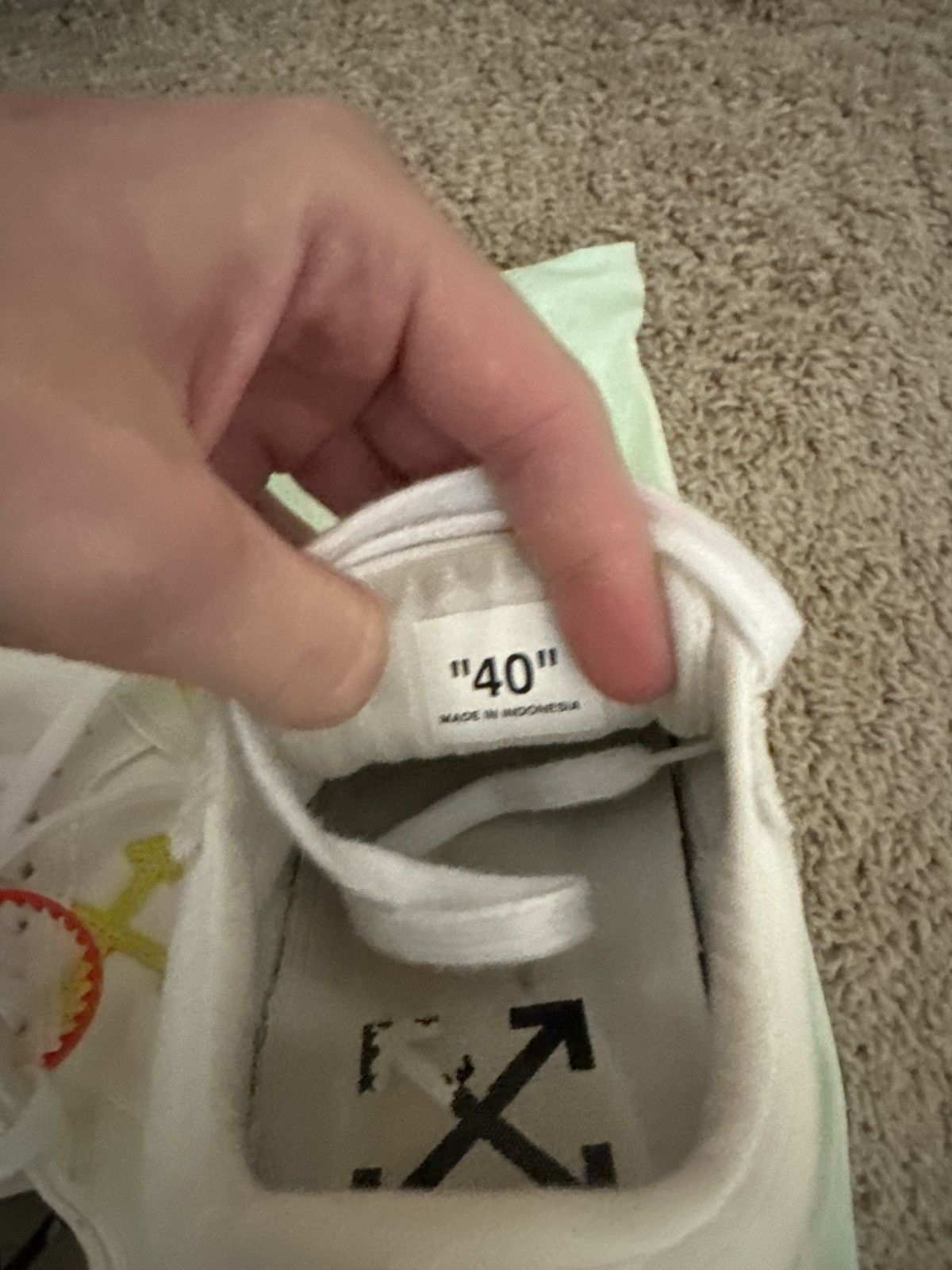 Off-White Canvas Arrow Low Vulcanized White Yellow Off-White Size US 8.5 / EU 41-42 - 7 Thumbnail