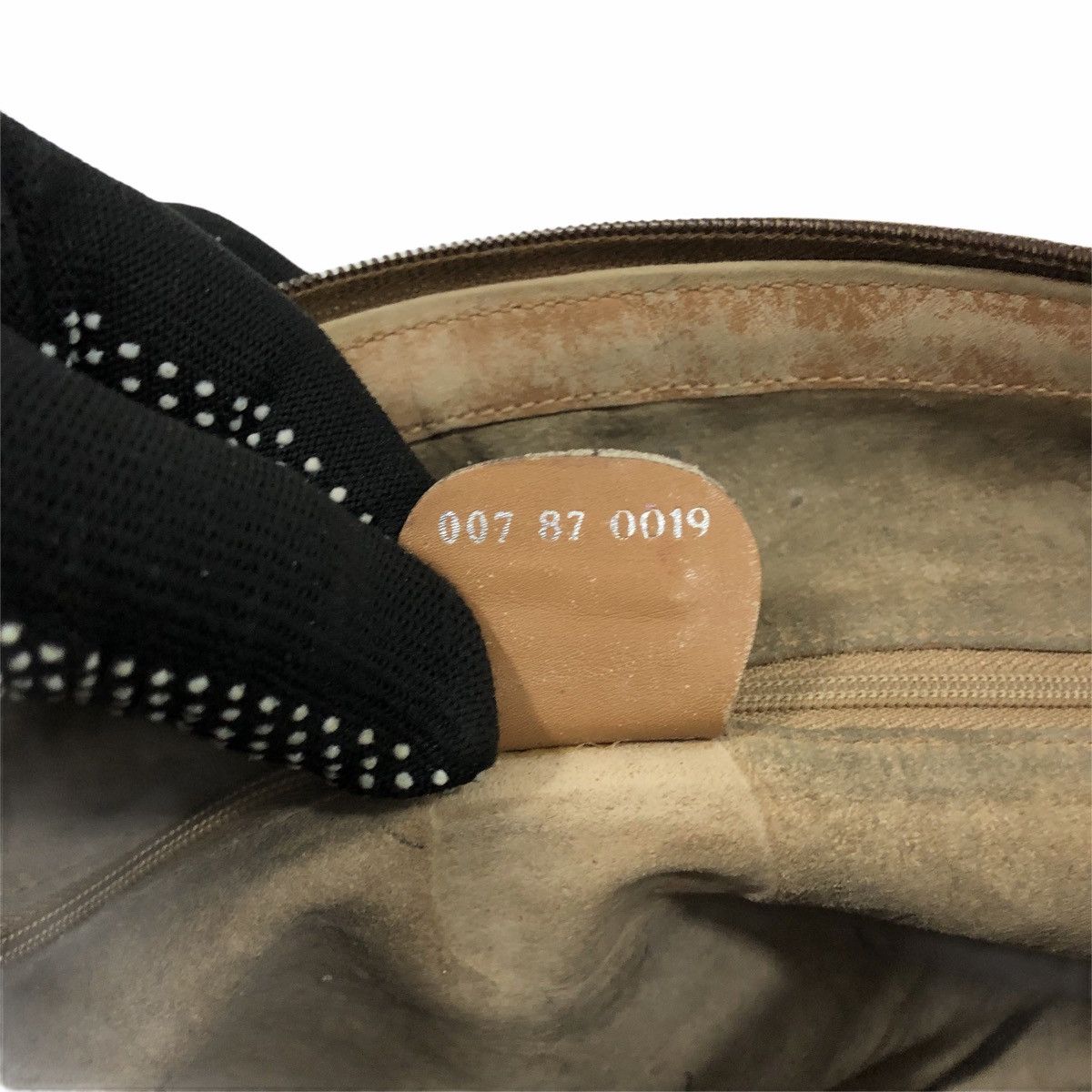 Vintage ‼️YES‼️ AUTHENTIC VINTAGE GUCCI TAN LEAF PRINT SHOULDER BAG Size ONE SIZE - 11 Thumbnail