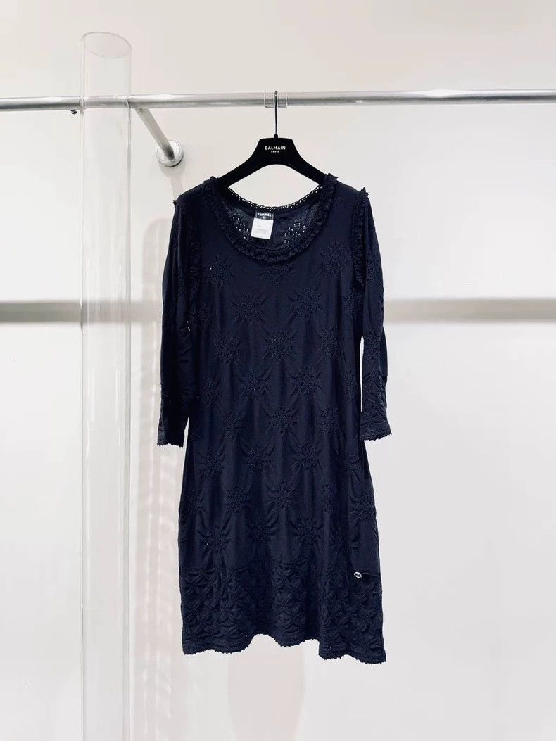 Chanel Chanel Pleated knitted dress 2503-Nextarrow Size S / US 4 / IT 40 - 1 Thumbnail