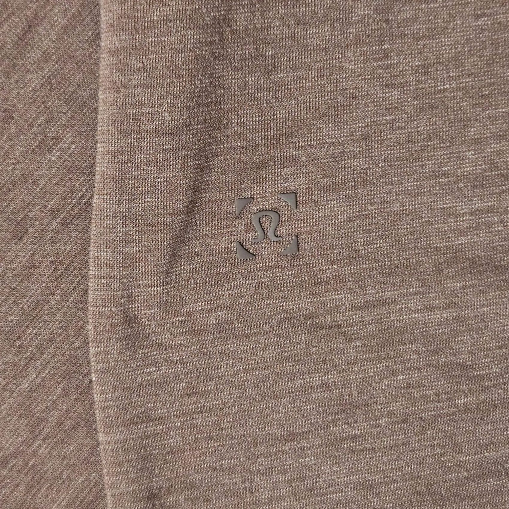 Lululemon Lululemon Mens Polo Shirt XL Maroon Red Performance Athletic Long Sleeve Size US XL / EU 56 / 4 - 4 Thumbnail