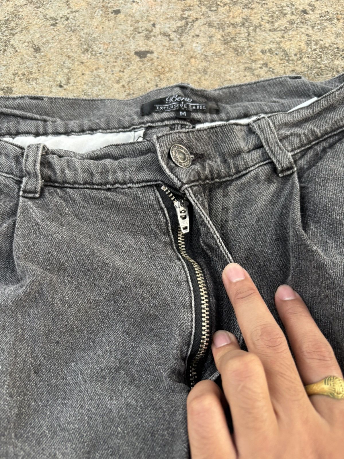 Japanese Brand Vintage Beno Exclusive Label Baggy Jeans Faded Black Size US 30 / EU 46 - 7 Thumbnail