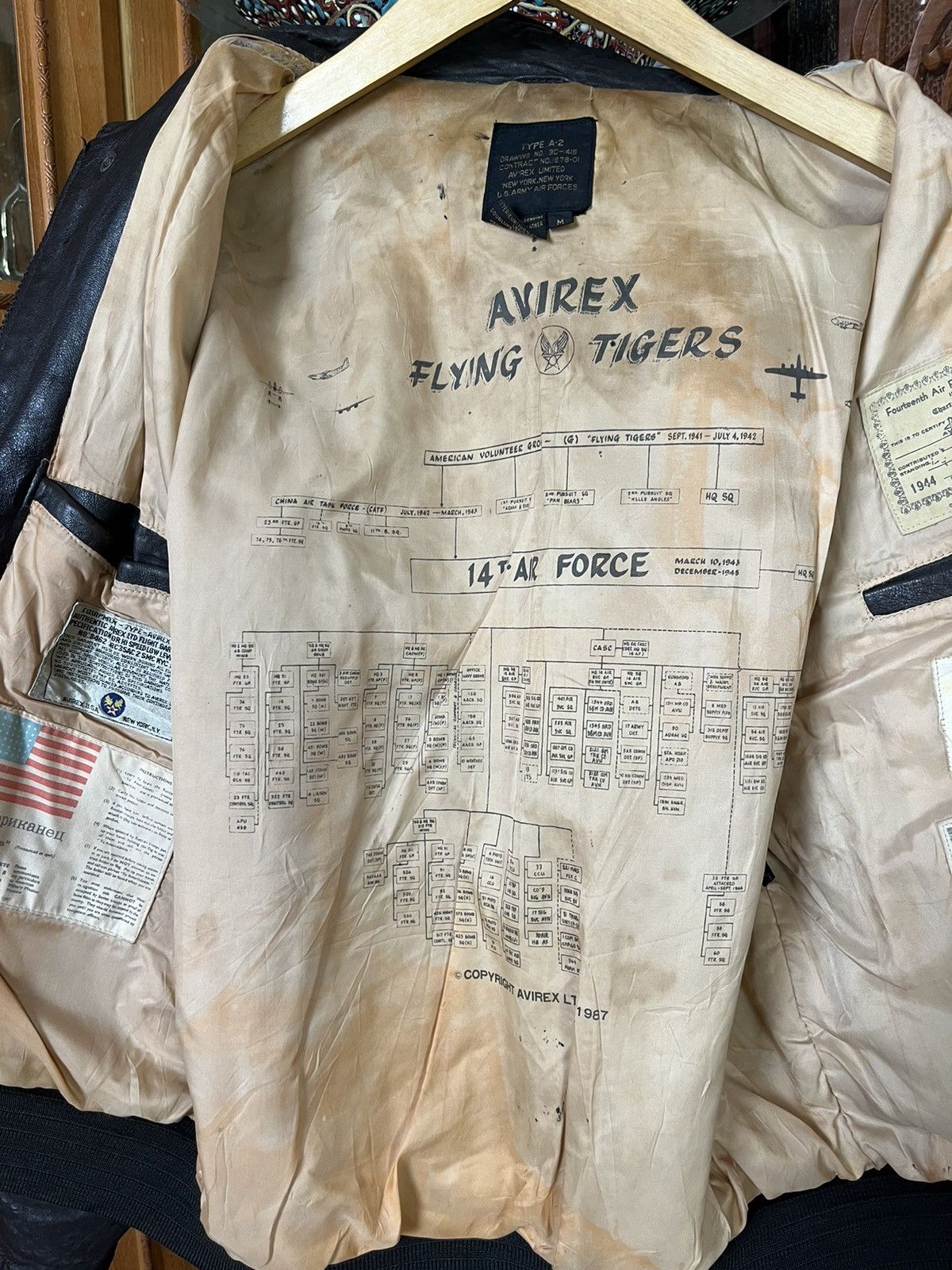 Avirex SUPER RARE! 1987 Avirex A-2 WW II Photograph Leather Jacket Size US M / EU 48-50 / 2 - 11 Thumbnail