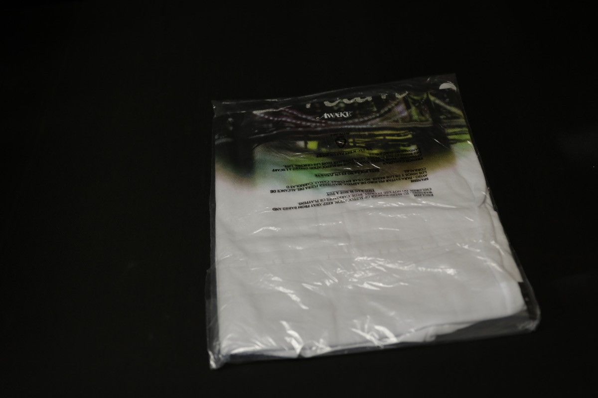 Awake NY White Sz Medium Awake NY Living the Dream Tee Size US M / EU 48-50 / 2 - 4 Thumbnail