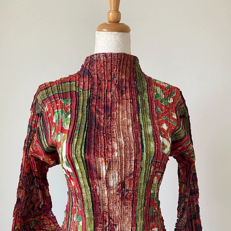 Issey Miyake Issey Miyake Ethnic oil painting pleated long-sleeved Size M / US 6-8 / IT 42-44 - 4 Thumbnail