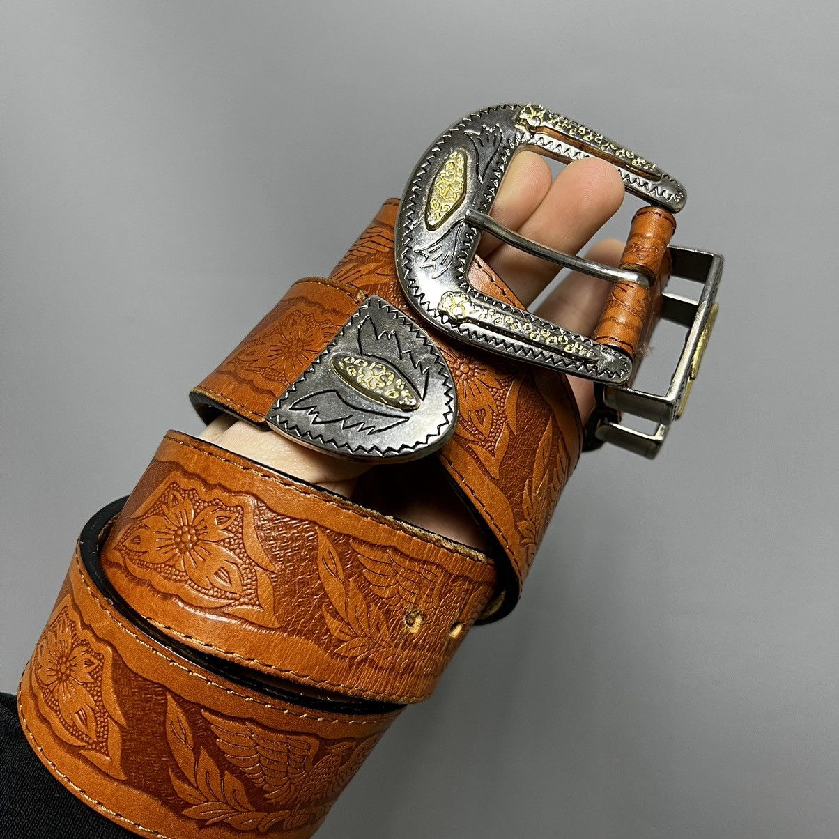 Vintage Vintage leather belt with buckle Size ONE SIZE - 3 Thumbnail