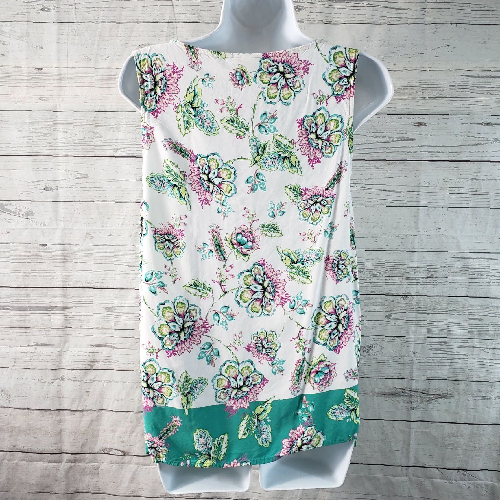 J. Jill J. Jill Womens Tank Top Sz Small Pink Green Floral Rayon Shirt Sleeveless Boat Neck Pullover Classic Basic Womens 90s? Size S / US 4 / IT 40 - 4 Thumbnail