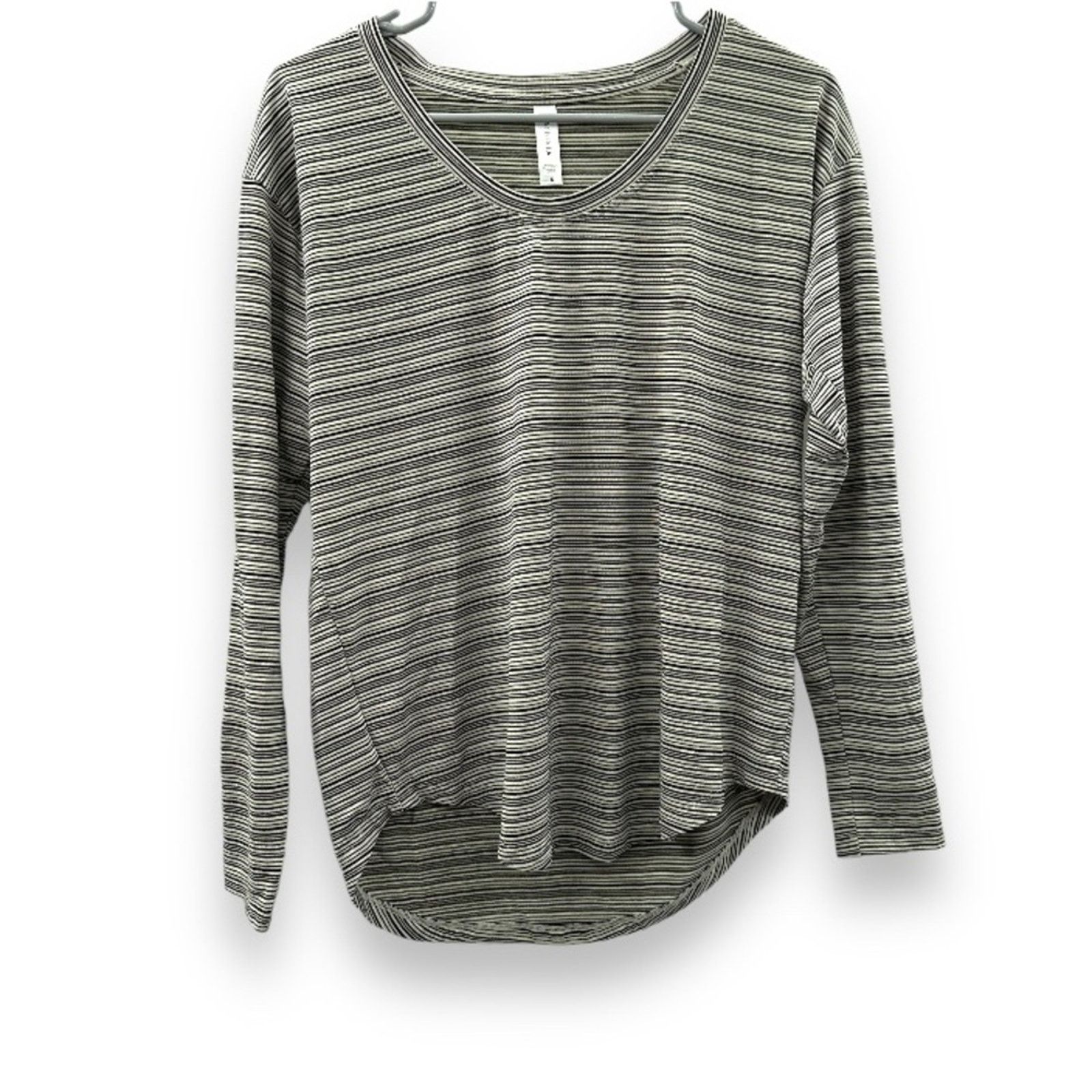 Athleta Athleta Cloudlight Gray & White Striped Long Sleeve Top Sz S Size S / US 4 / IT 40 - 3 Thumbnail