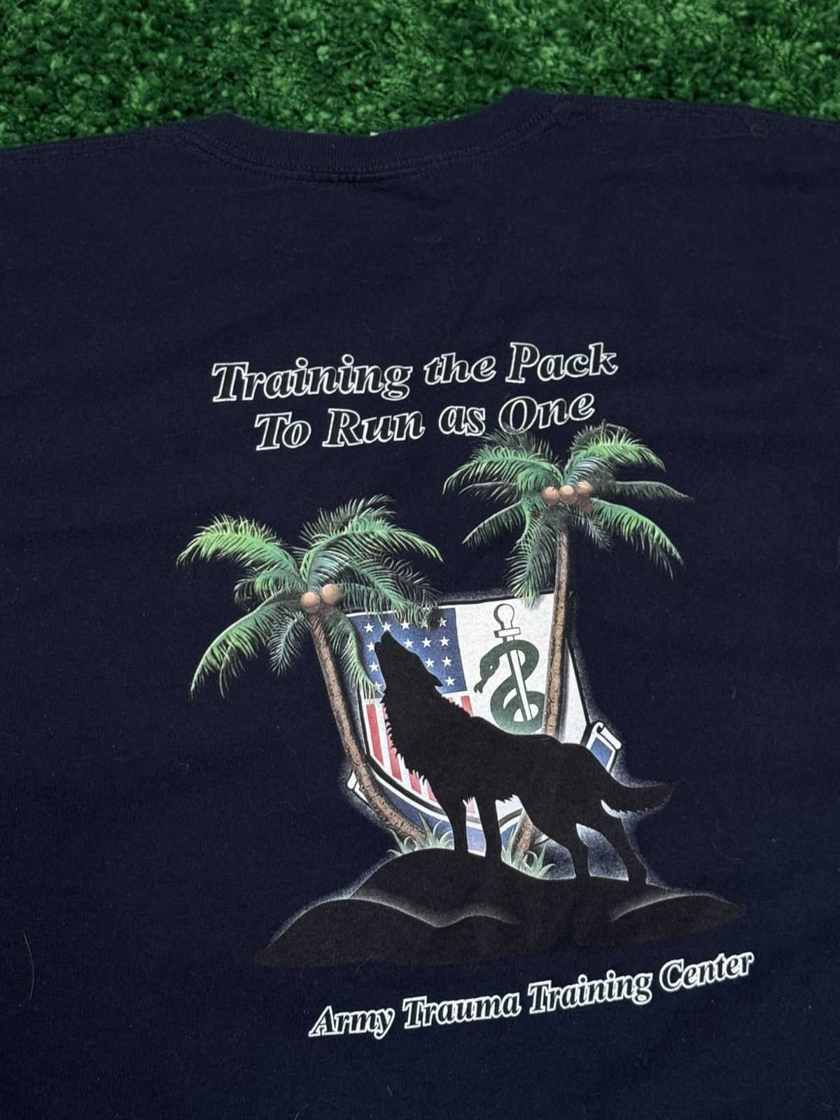 Vintage Vintage Navy Army Trauma Training Center Tee 2XL XXL Size US XXL / EU 58 / 5 - 5 Thumbnail