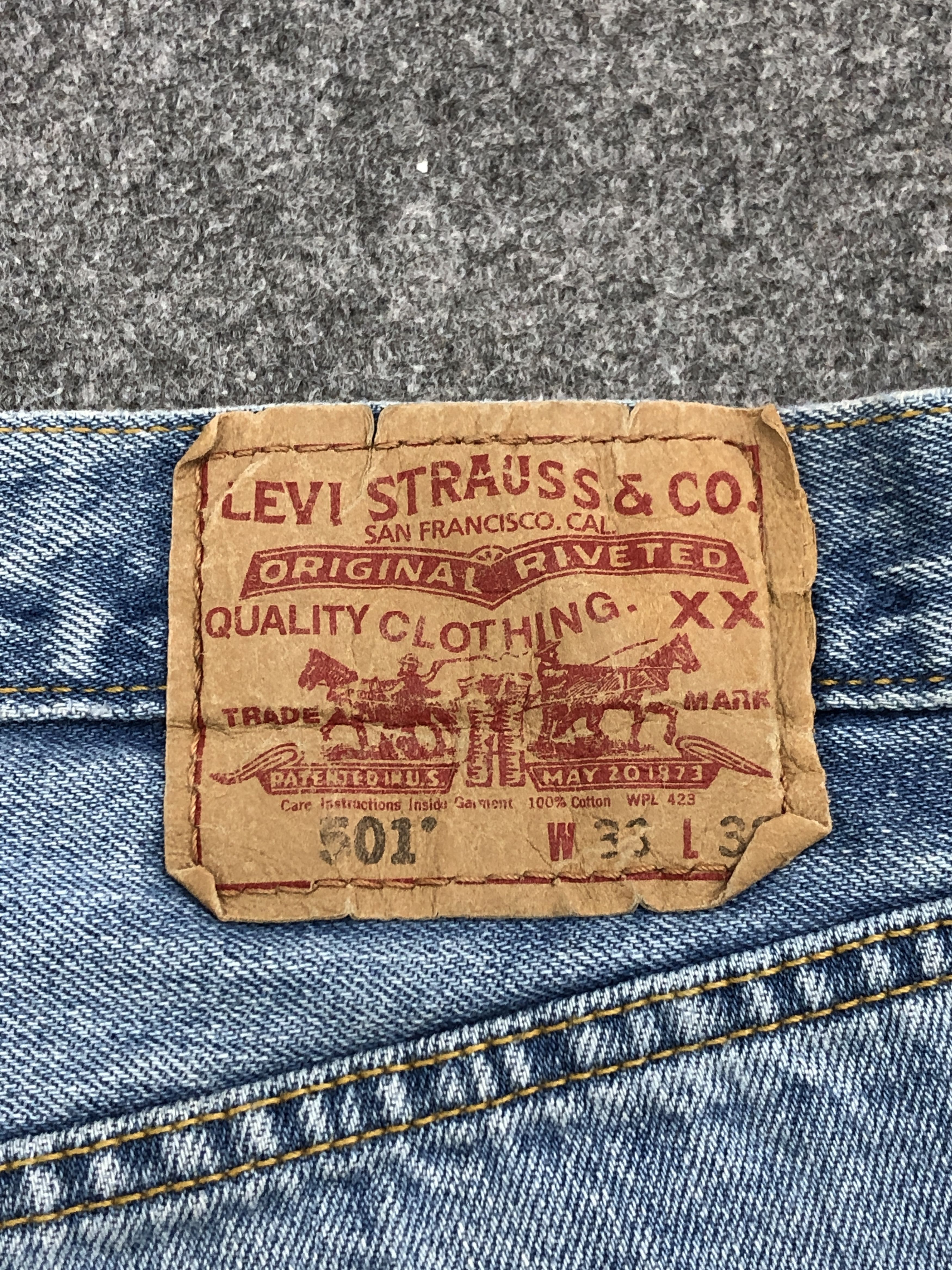Levi's × Vintage Vintage Levi's 501 Light Blue Washed Jeans Size US 31 - 5 Thumbnail