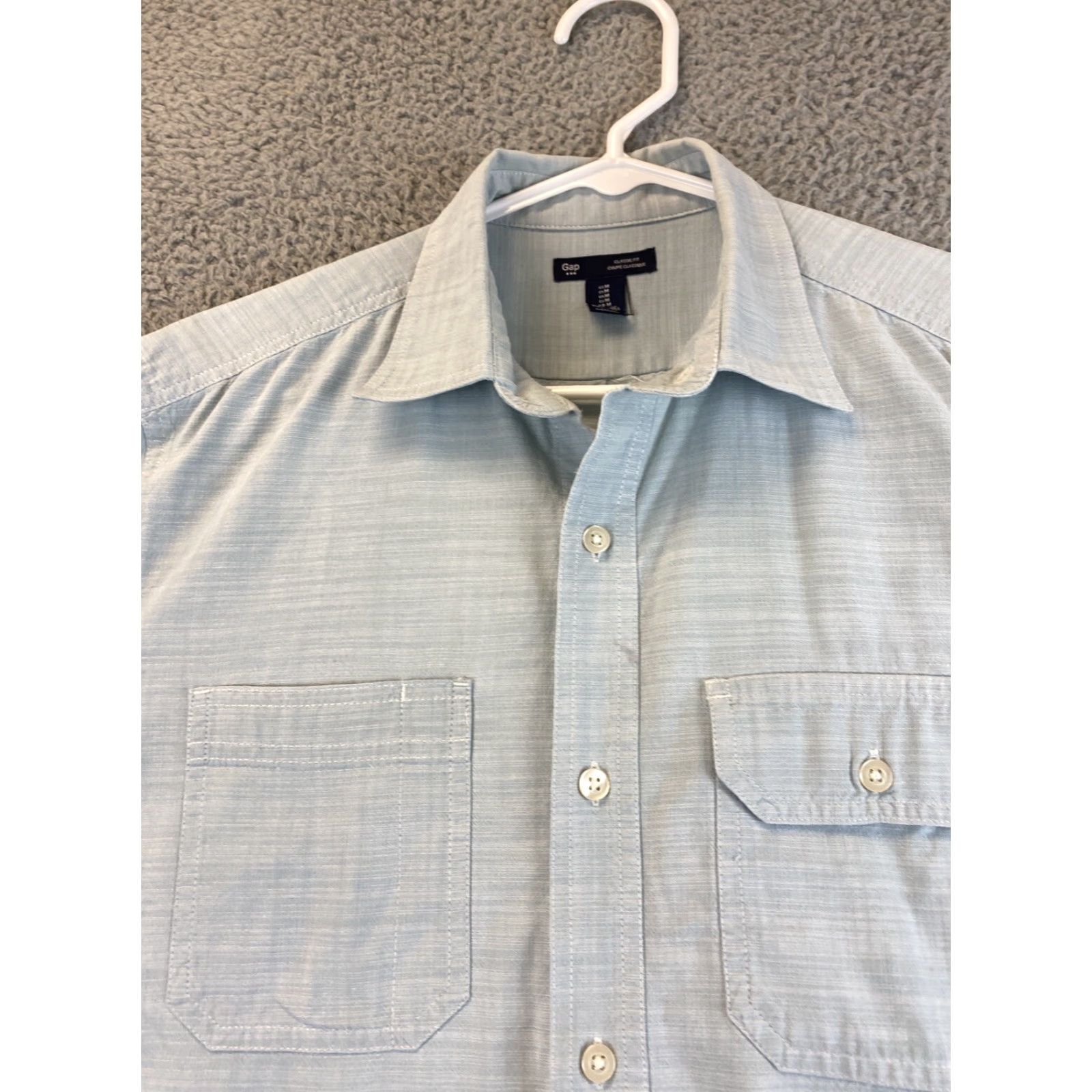 Gap Gap Mens Long Sleeve Button Up Shirt Solid Light Green Size Medium M 70-17 Dress Shirt Button-Down Collared Spread Collar Standard Cuff Size US M / EU 48-50 / 2 - 5 Thumbnail