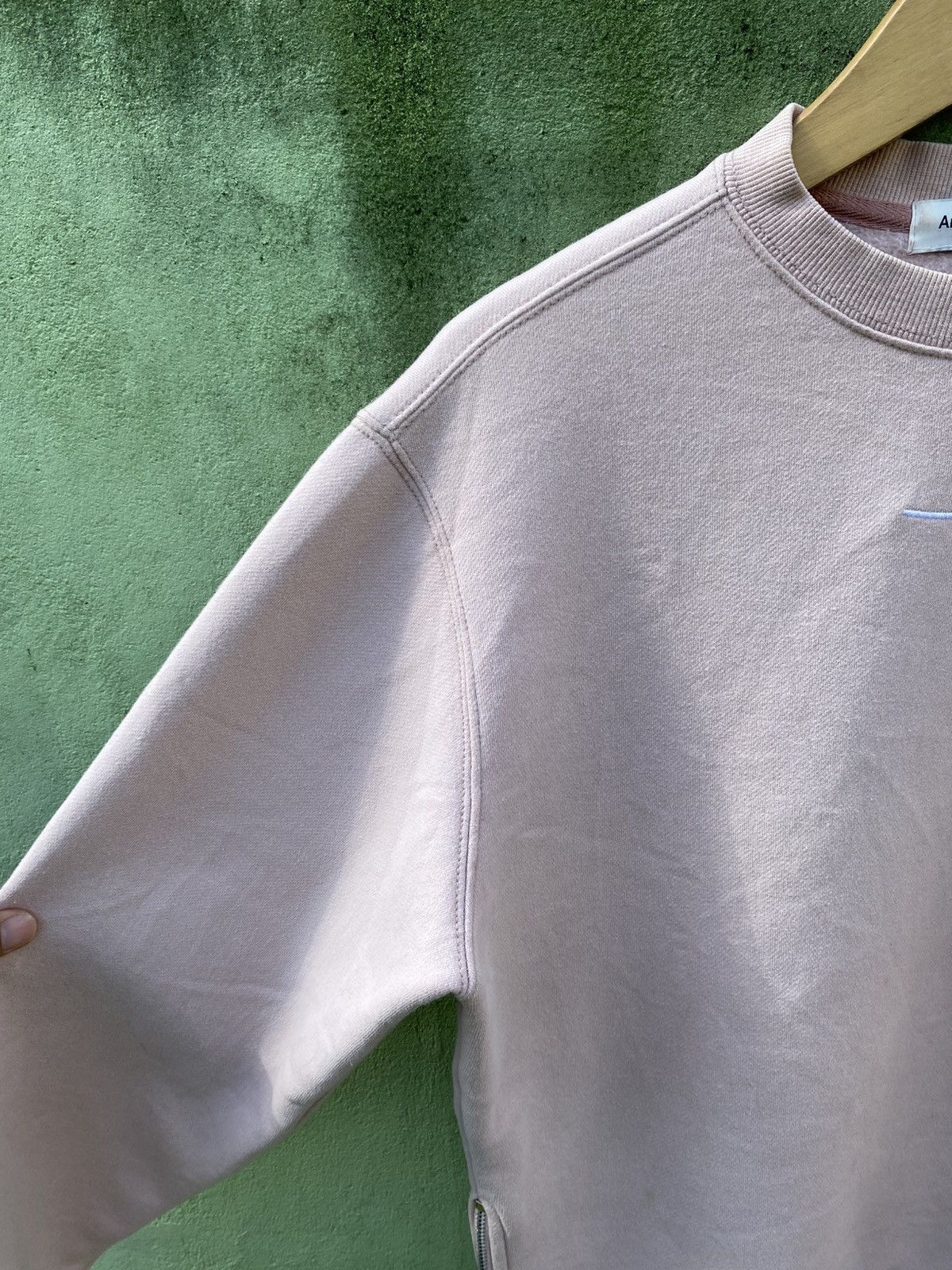 Andersson Bell Andersson Bell Scandinavia Crewneck Sweatshirt Nordic Beige Size US S / EU 44-46 / 1 - 4 Thumbnail
