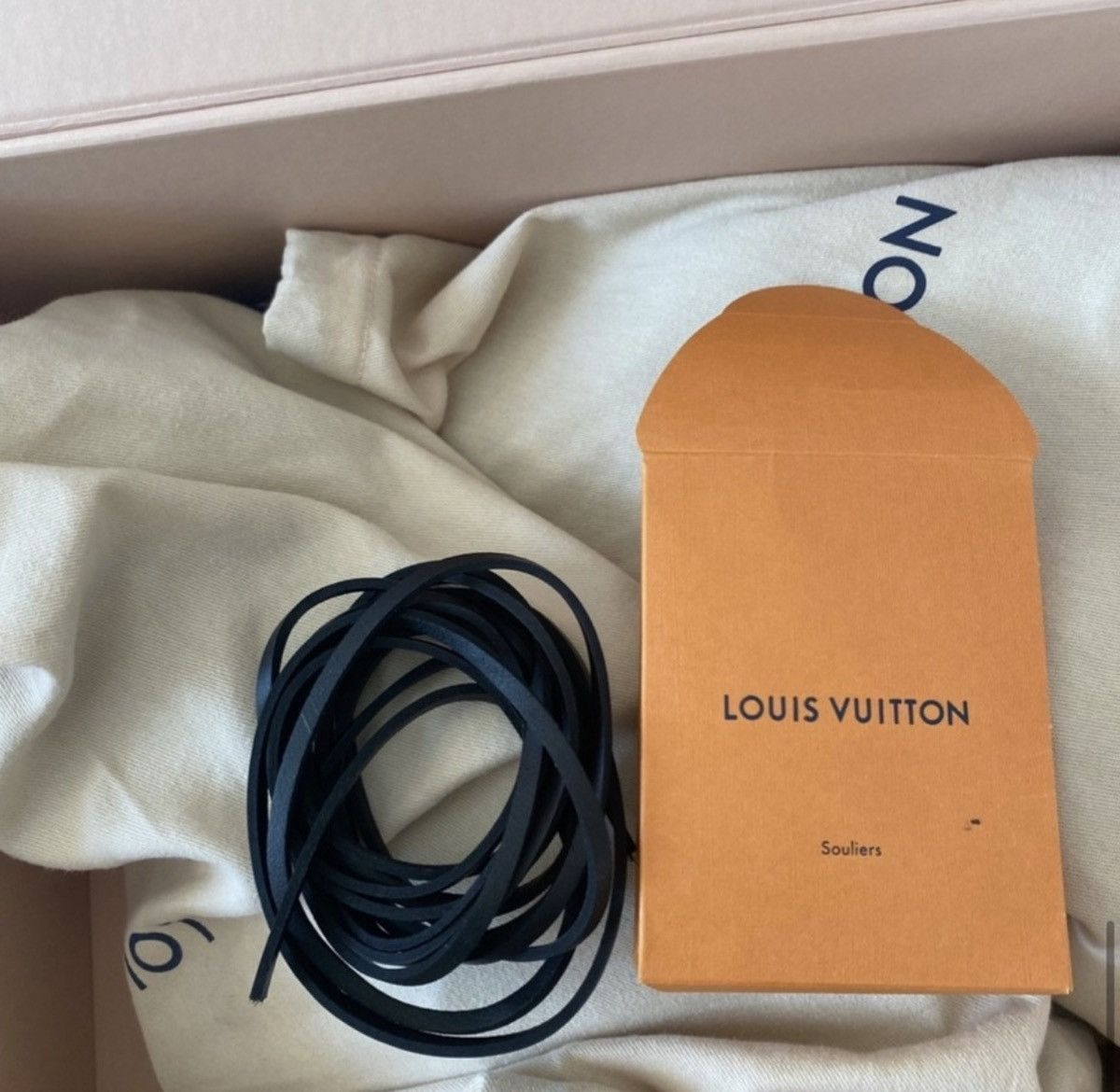 Louis Vuitton LOUIS VUITTON LEATHER STAR TRAIL ANKLE Size US 7 / IT 37 - 7 Thumbnail