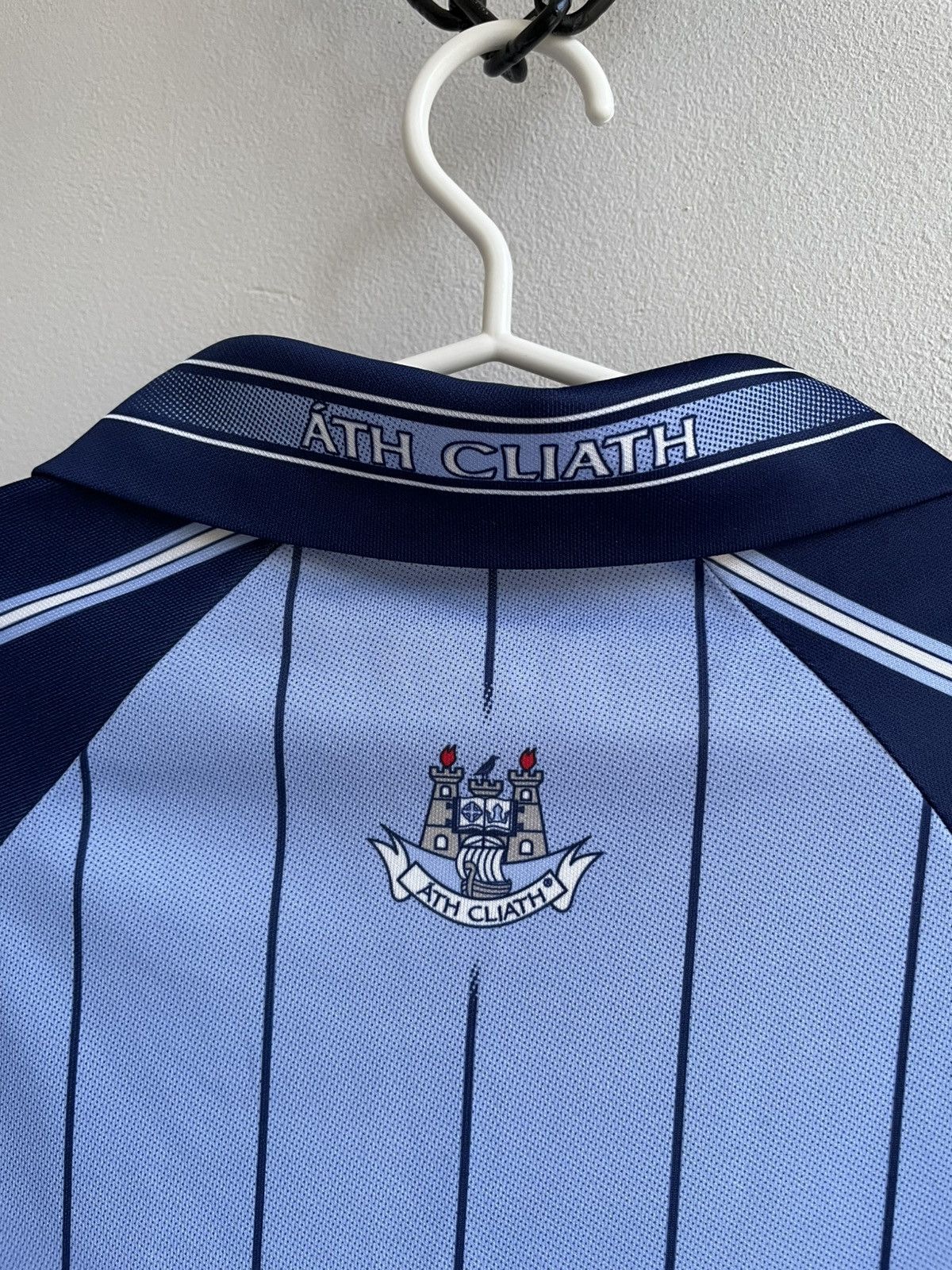 Vintage Ath Dublin GAA 2004 2005 2006 Soccer Jersey Football Shirt Size US S / EU 44-46 / 1 - 12 Thumbnail