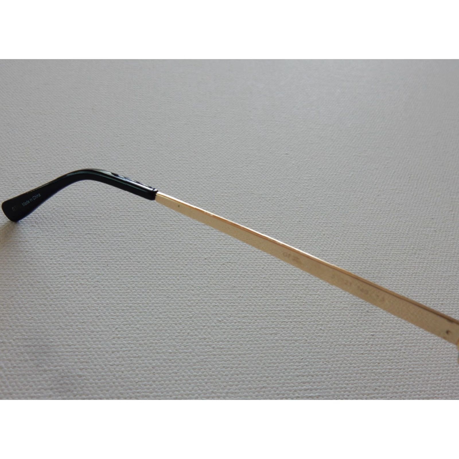 Guess GUESS Women's Sunglasses 51-21-145 Black Plastic Small Scratches Size ONE SIZE - 4 Thumbnail