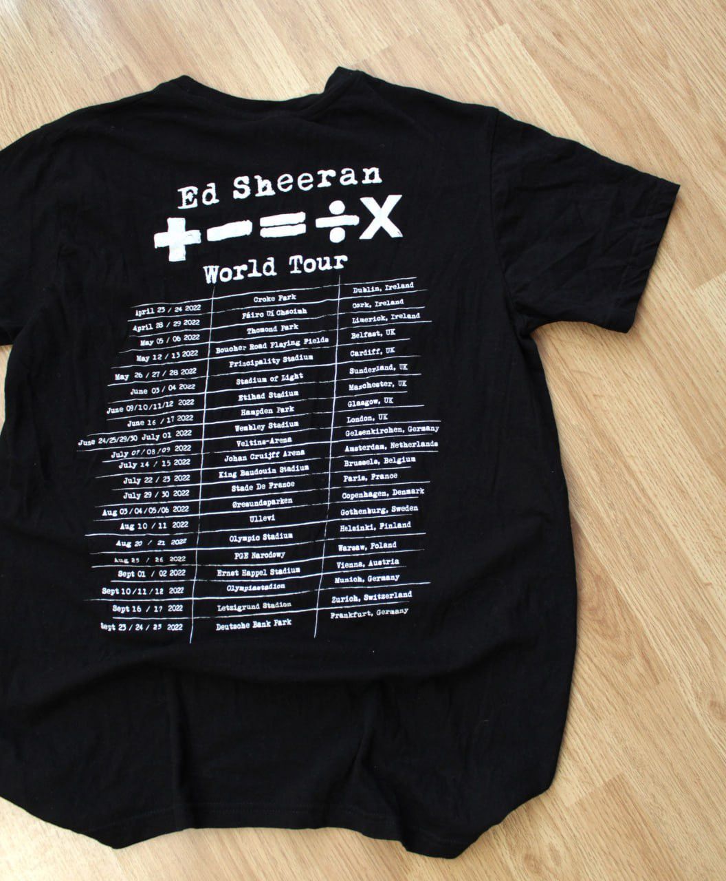 Band Tees × Vintage 🔥 Ed Sheeran 2022 World Tour T Shirt Vintage Rare London Size US M / EU 48-50 / 2 - 4 Thumbnail