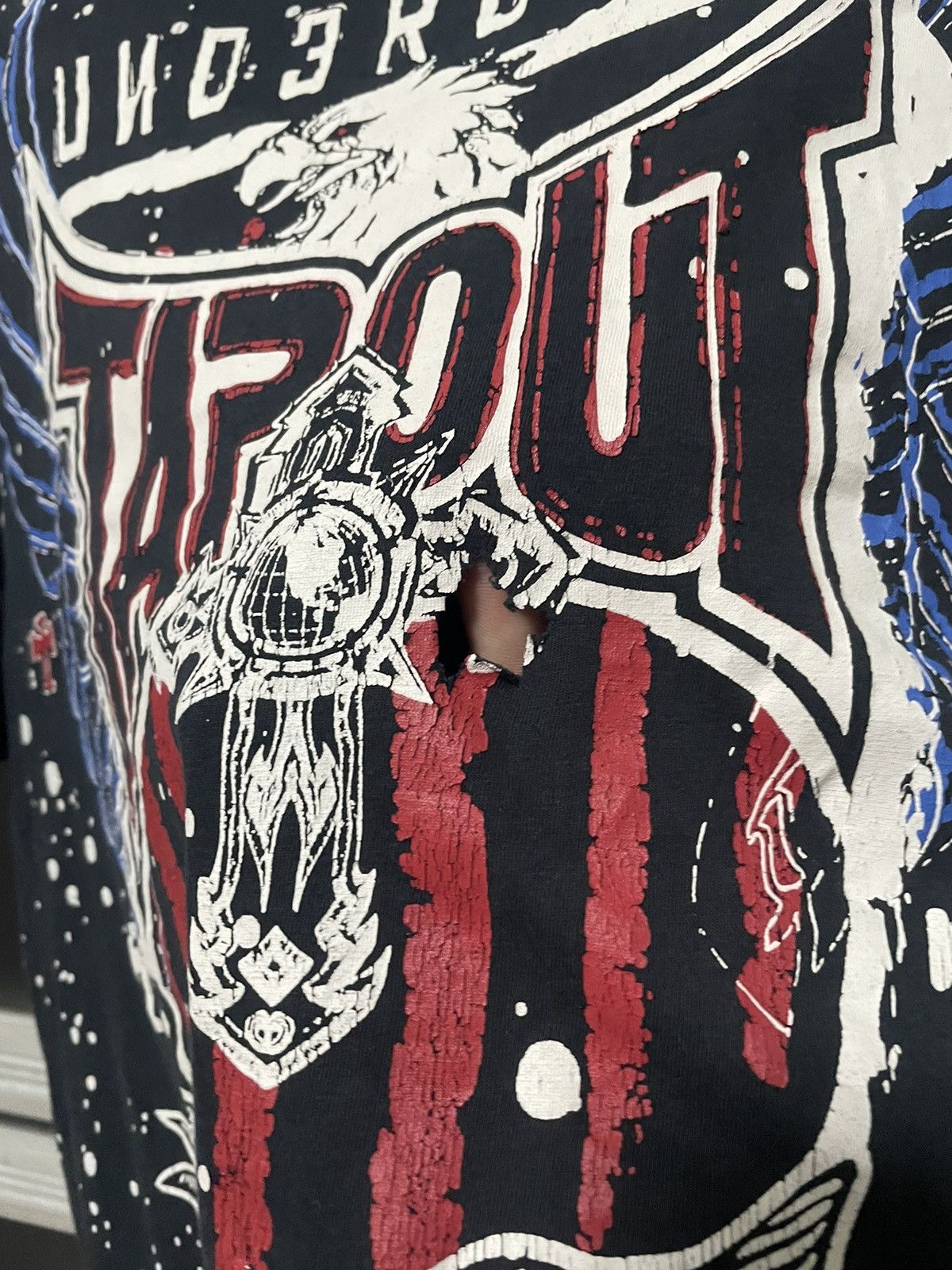 Tapout × Vintage Distressed Tapout Underdogs Tee All Over Print Y2K T Shirt Size US M / EU 48-50 / 2 - 14 Thumbnail