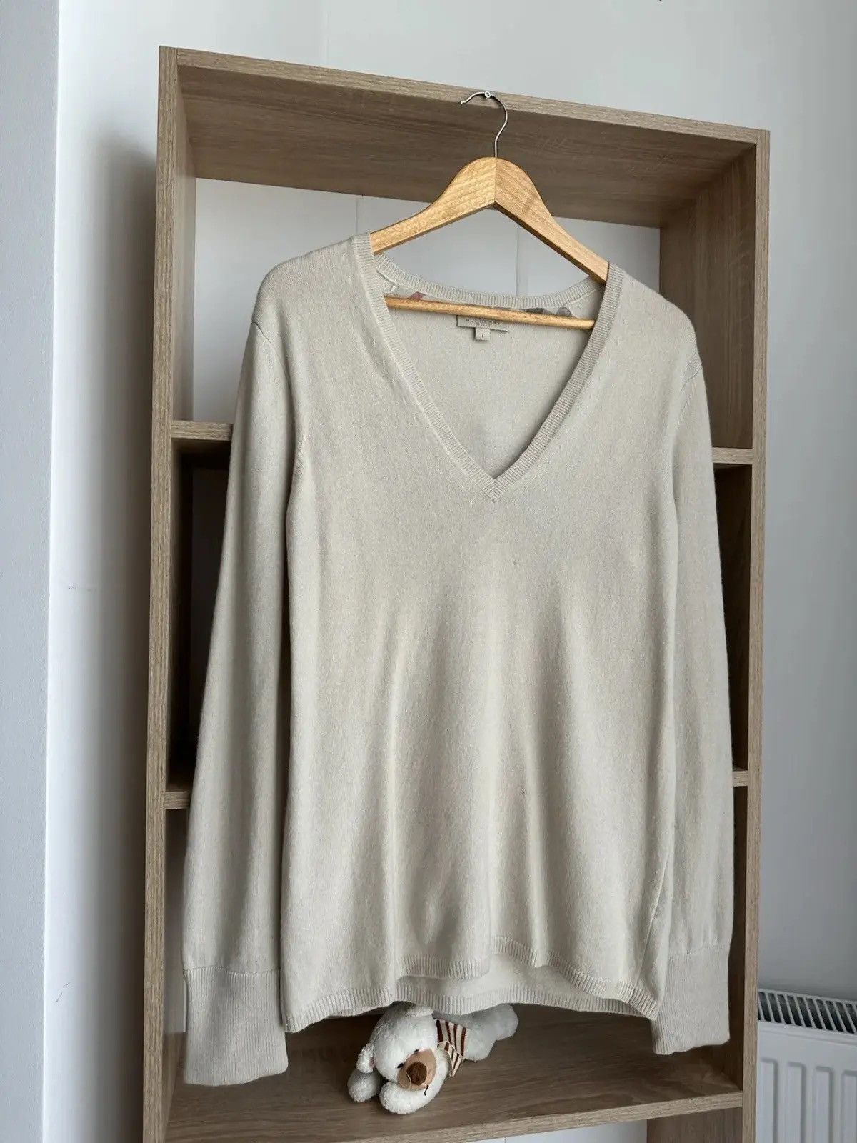 Burberry Vintage Burberry Wool Beige Sweater Size US L / EU 52-54 / 3 - 3 Thumbnail