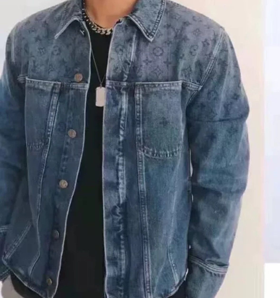 Louis Vuitton Louis Vuitton LV gradient dark floral logo denim jacket Size US M / EU 48-50 / 2 - 8 Thumbnail