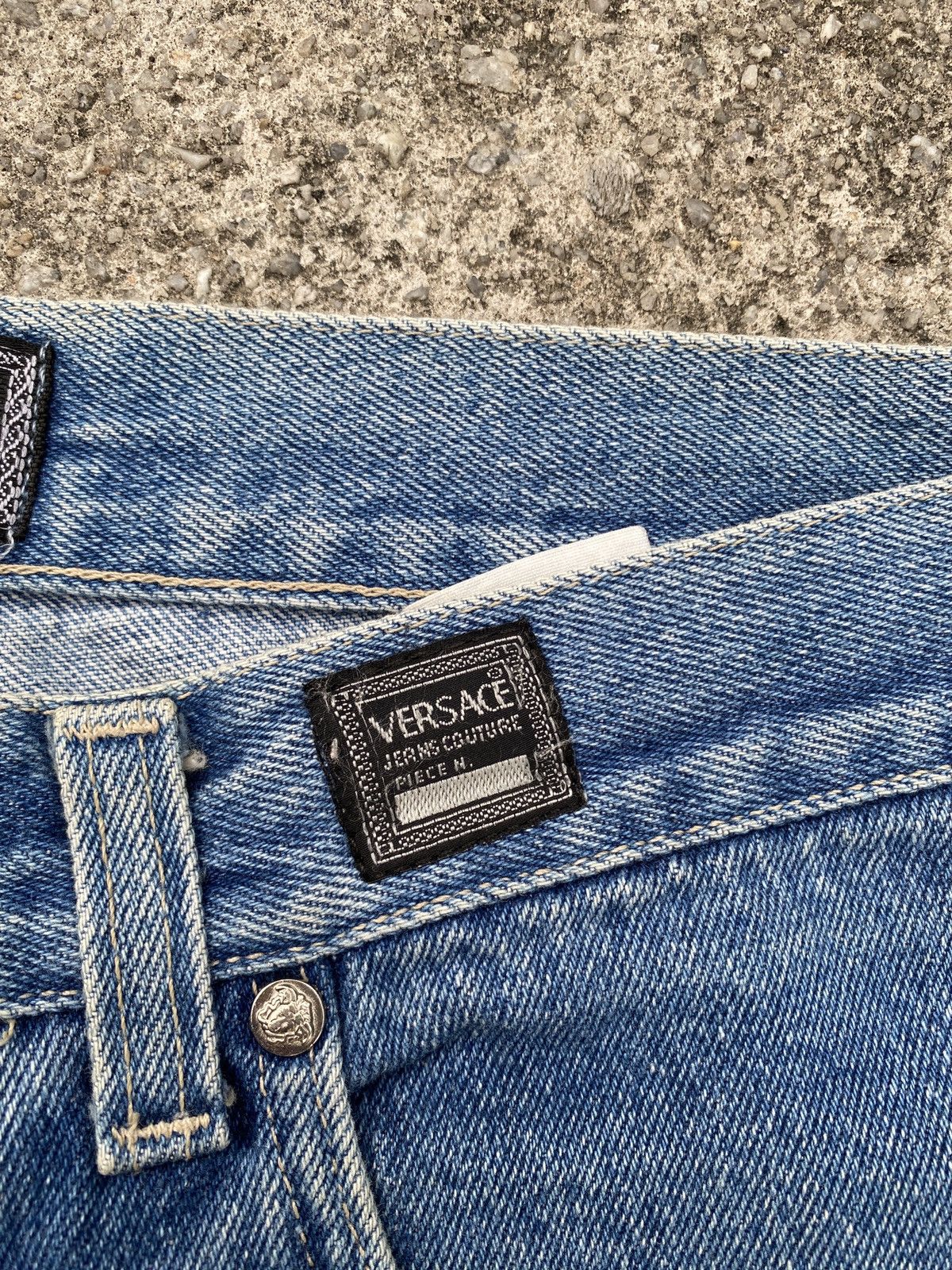Versace × Versace Jeans Couture Vintage 90’s Versace Jeans Couture Faded Blue Denim Size US 30 / EU 46 - 17 Thumbnail