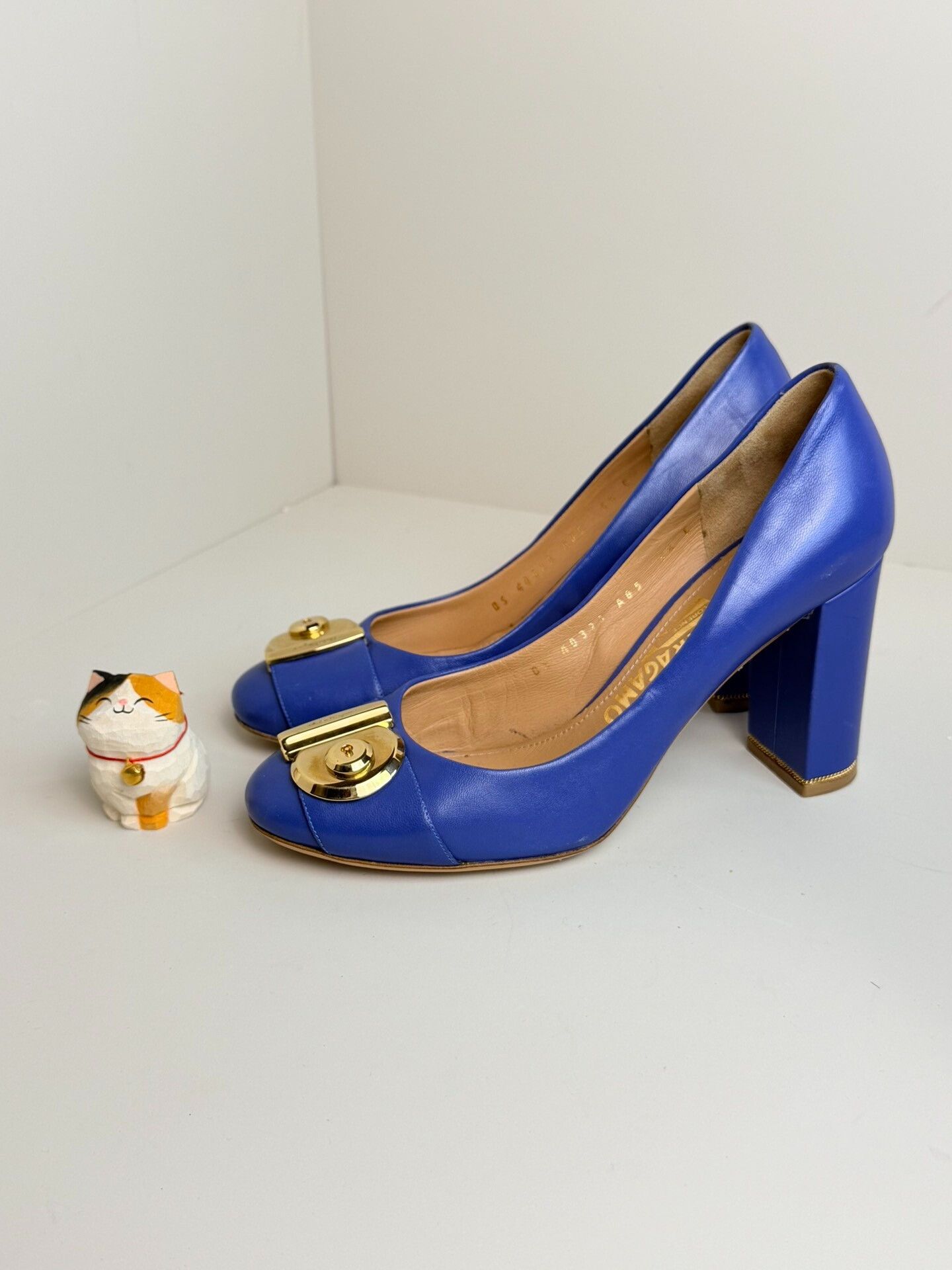 Salvatore Ferragamo Salvatore Ferragamo Leather Blue Lowtop Sneakers us_6 Women Size US 6 / IT 36 - 1 Thumbnail