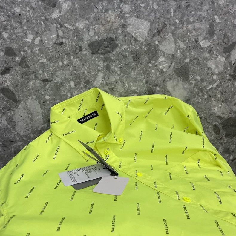 Balenciaga Balenciaga size 38 Loose fit Logo slogan shirt Size S / US 4 / IT 40 - 4 Thumbnail