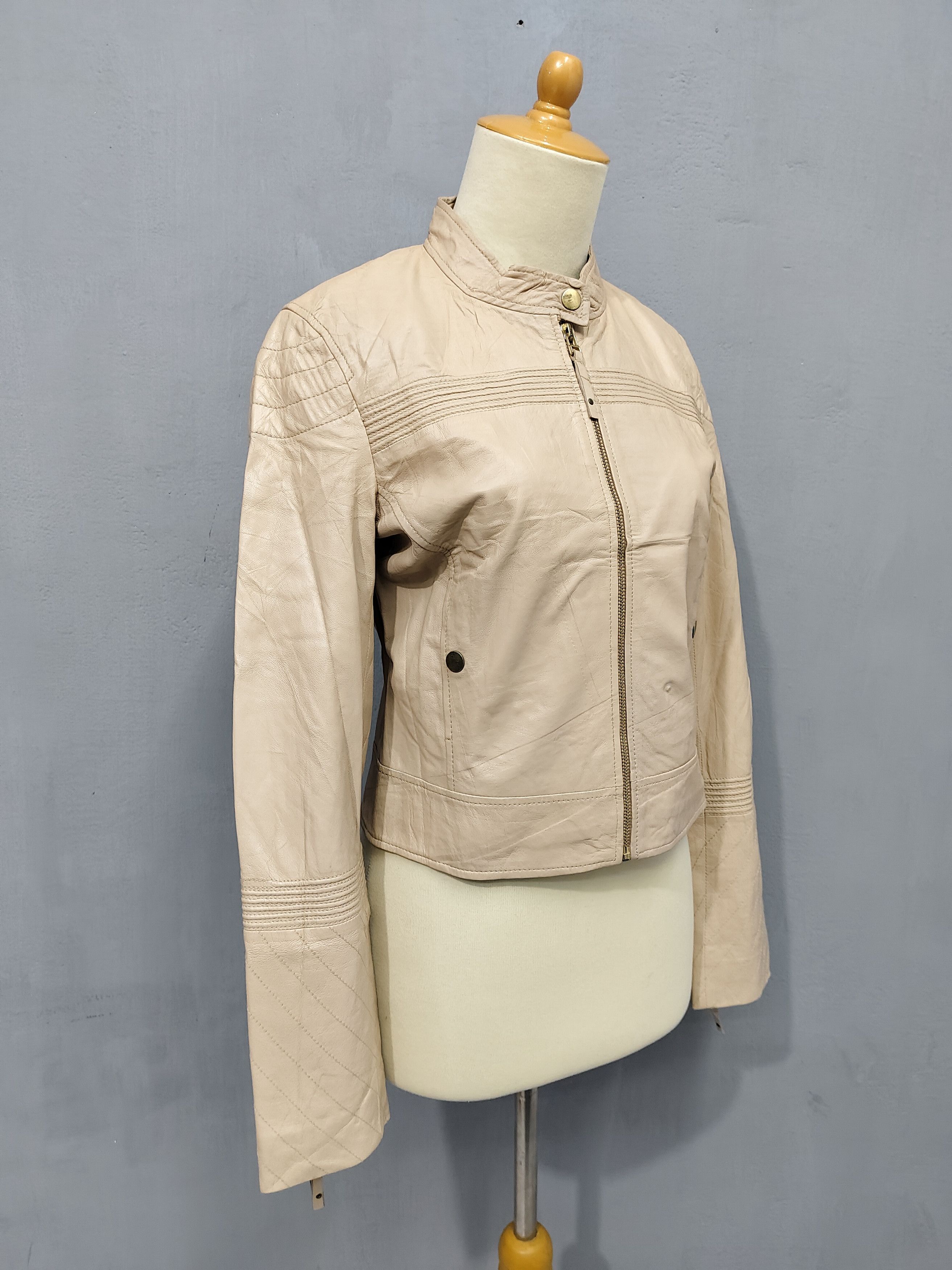 MAX&Co. 00s Max&co- Minimal Cropped Moto Biker Leather Jacket Size M / US 6-8 / IT 42-44 - 3 Thumbnail