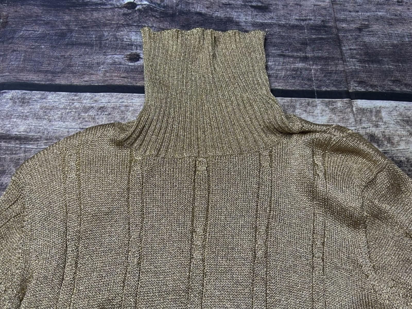 Evan Picone Evan Picone Sweater Womens Large Metallic Gold Cable Knit Size L / US 10 / IT 46 - 4 Thumbnail