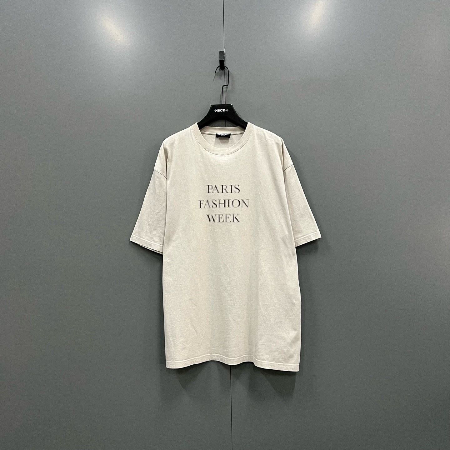 Balenciaga Balenciaga Retro T-Shirt xl Men Size US XL / EU 56 / 4 - 1 Thumbnail
