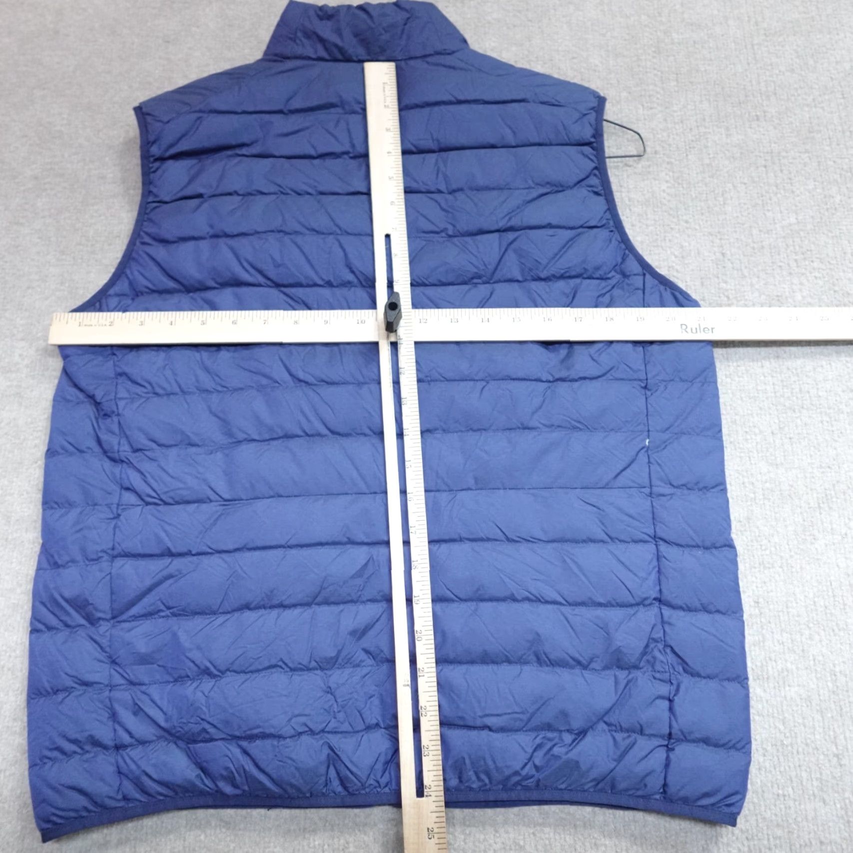 Uniqlo Uniqlo Vest Medium Blue Puffer Down Full Zip Lightweight Lightweight Down Filled Parka Vest Men M Blue Winter Fall Full Zip Lightweight Size US M / EU 48-50 / 2 - 3 Thumbnail