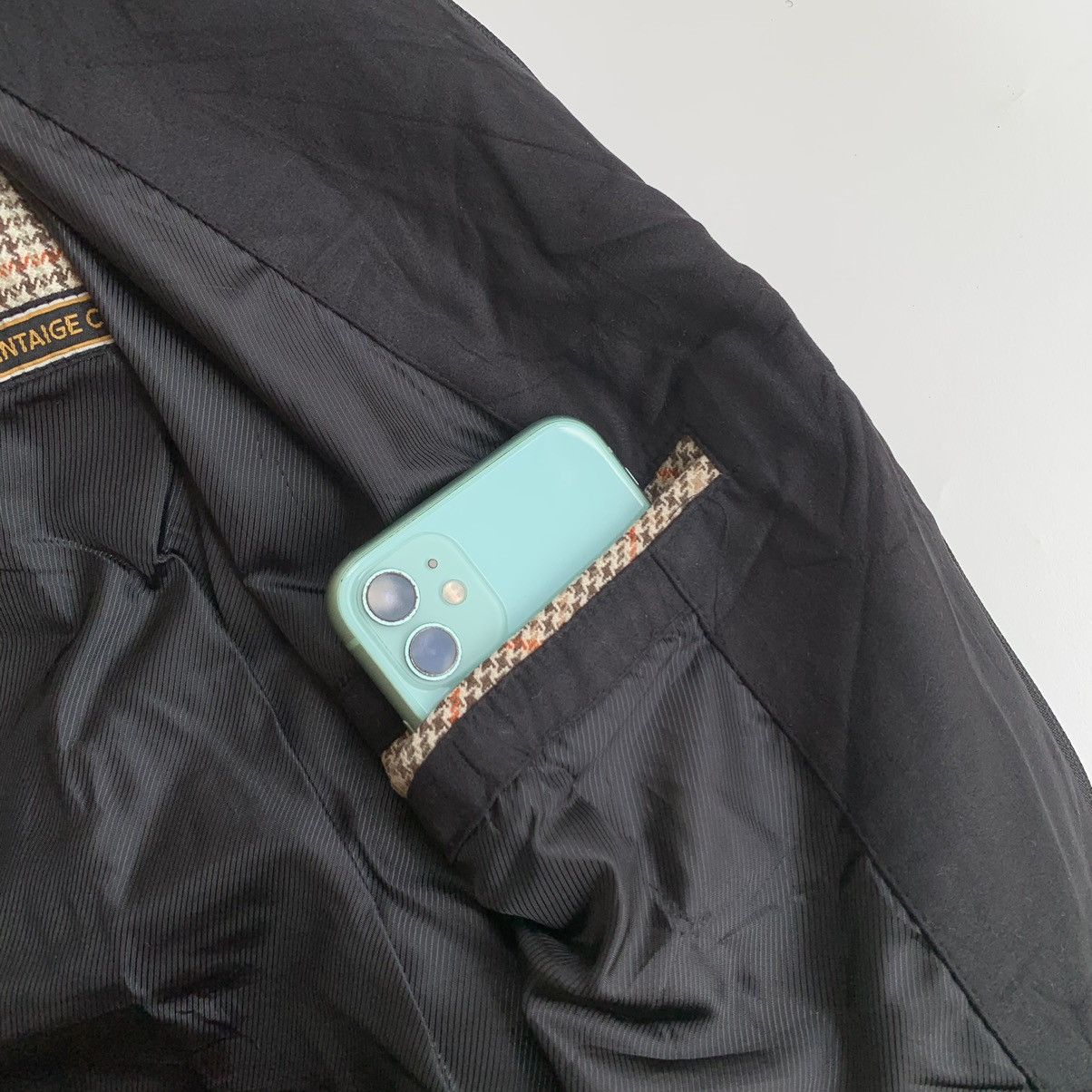 Japanese Brand × Vintage Casual flight suede zipper 90s jacket by Vintaige Club Size US M / EU 48-50 / 2 - 5 Thumbnail