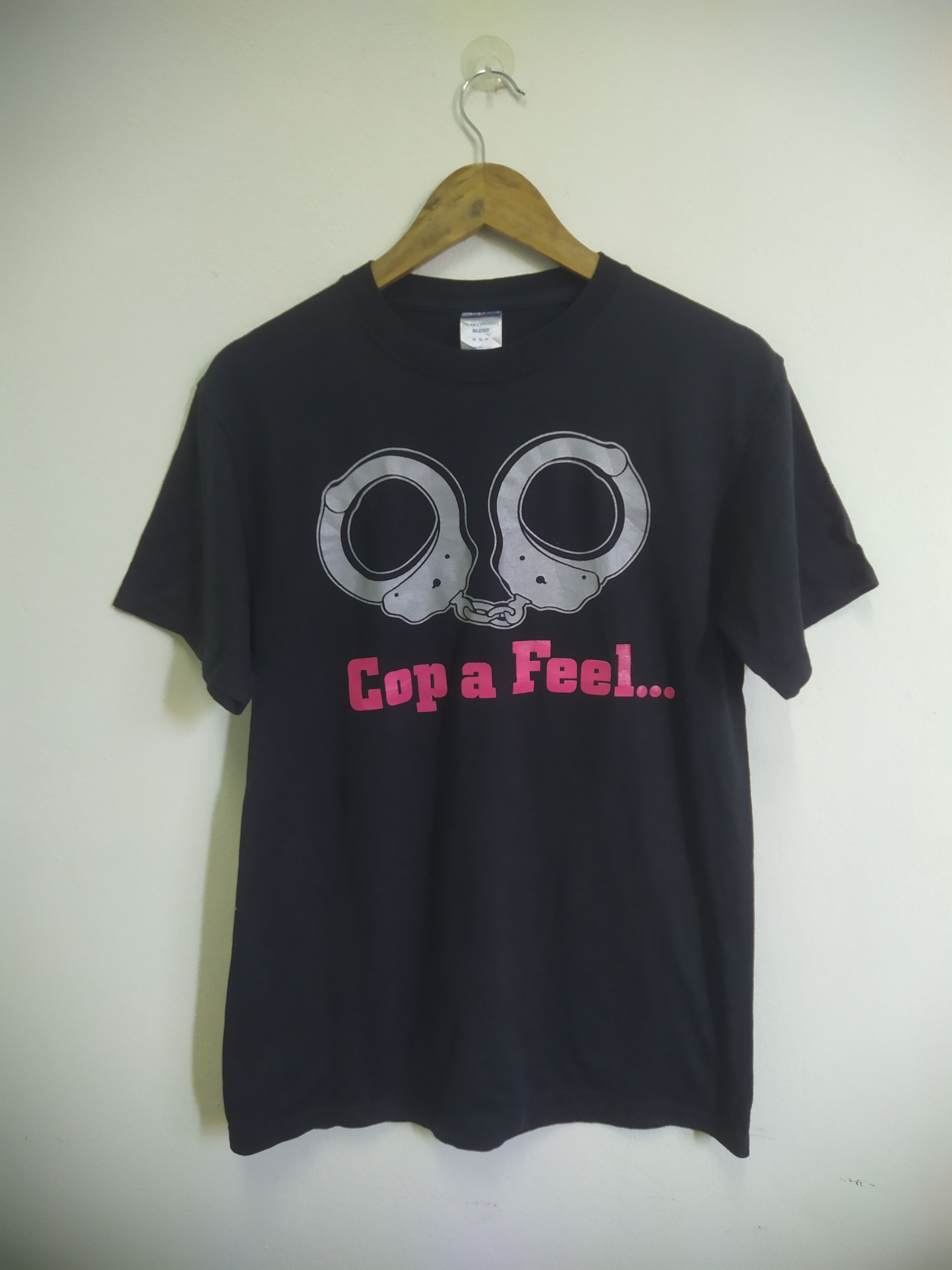 Jerzees "BIG Bust" Funny Breast Cancer Awareness Graphic Tee Size US M / EU 48-50 / 2 - 1 Thumbnail