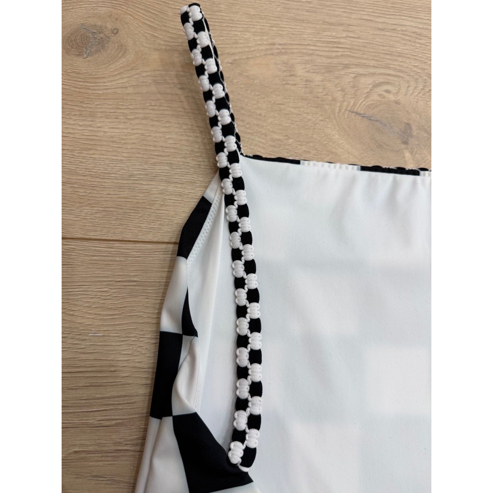 Chanel Chanel 23C Black White Checker Crystal CC Logo One Piece 36 Size XS / US 0-2 / IT 36-38 - 11 Thumbnail