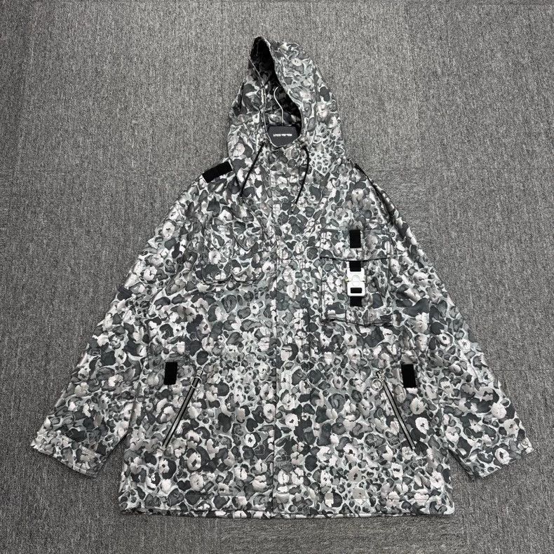Dior Dior Show snow leopard functional button windbreaker jacket Size US XL / EU 56 / 4 - 1 Thumbnail