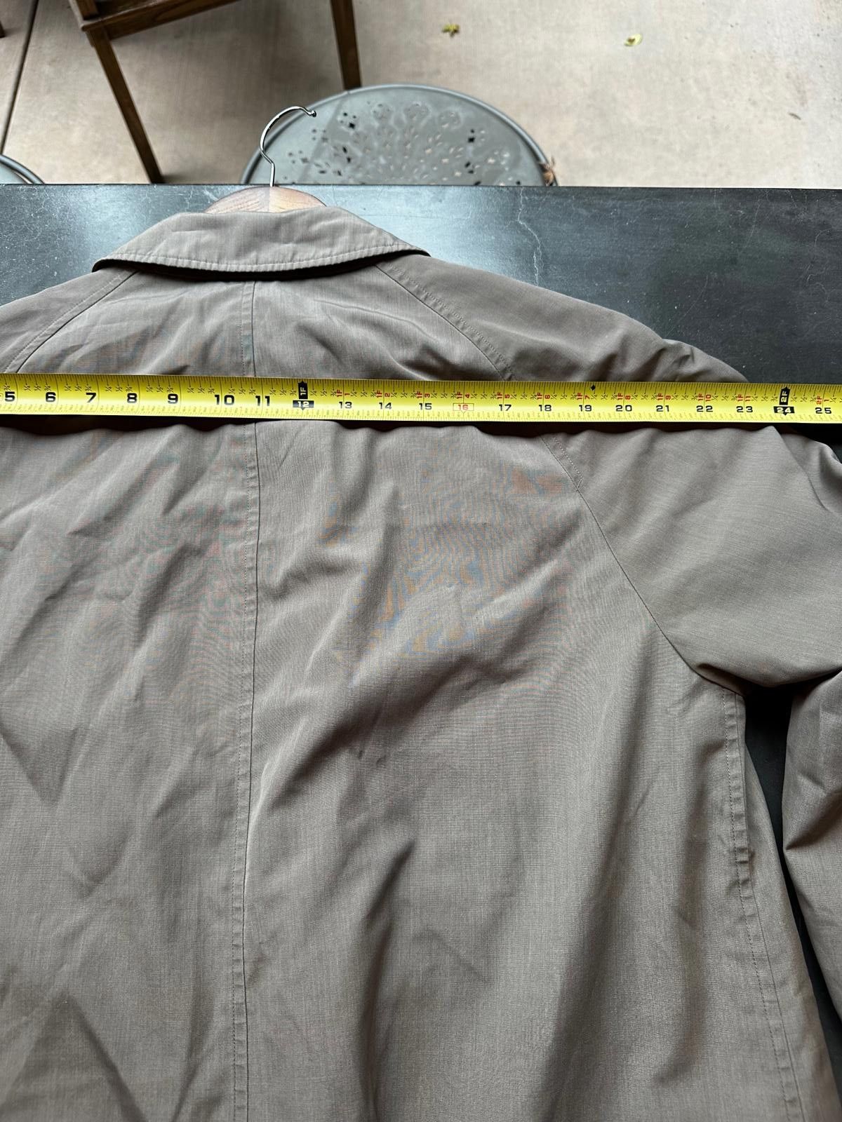 Other Vintage Burberrys Men TrenchCoat Khaki SingleBreasted 80s90s Size US M / EU 48-50 / 2 - 6 Thumbnail