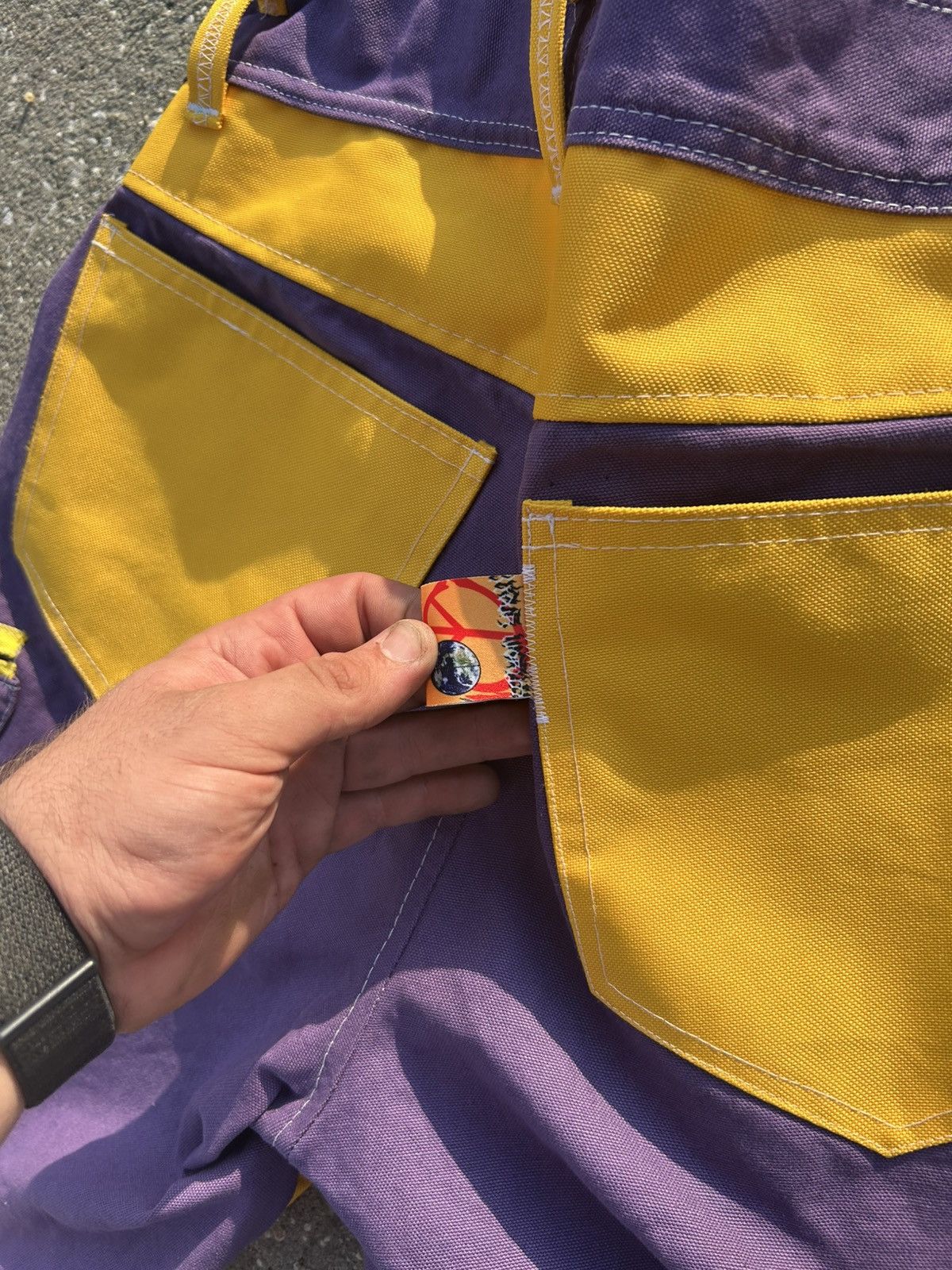 Other 1/1 Your World split color block lakers cargo shorts Size US 32 / EU 48 - 6 Thumbnail