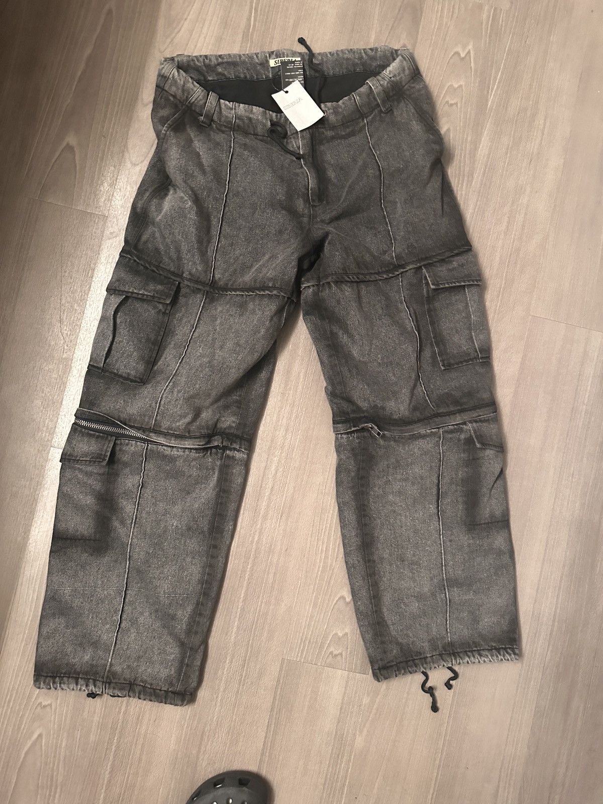 image of Siberia Hills 8 Pocket Cargo in Black, Men's (Size 36)