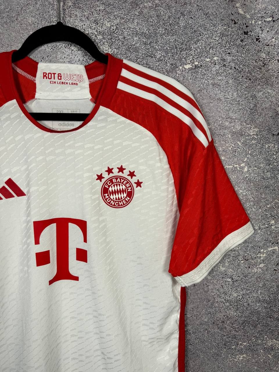 Other Bayern Munich 2023/24 Fan Soccer Jersey Streetwear 2XL Size US XXL / EU 58 / 5 - 2 Thumbnail