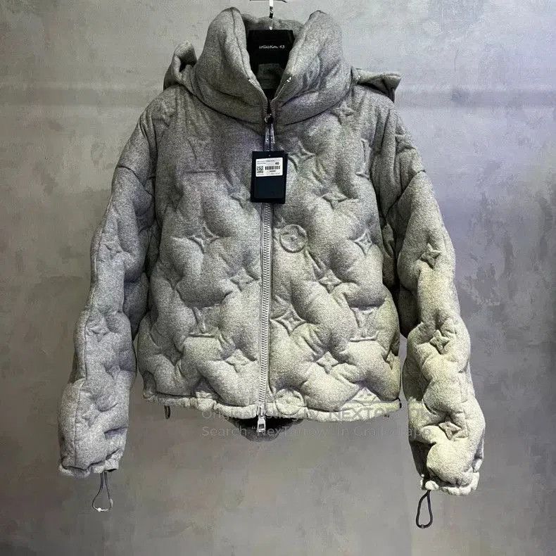 Louis Vuitton Louis Vuitton Gray Quilted Zip Jacket. Size US M / EU 48-50 / 2 - 1 Thumbnail