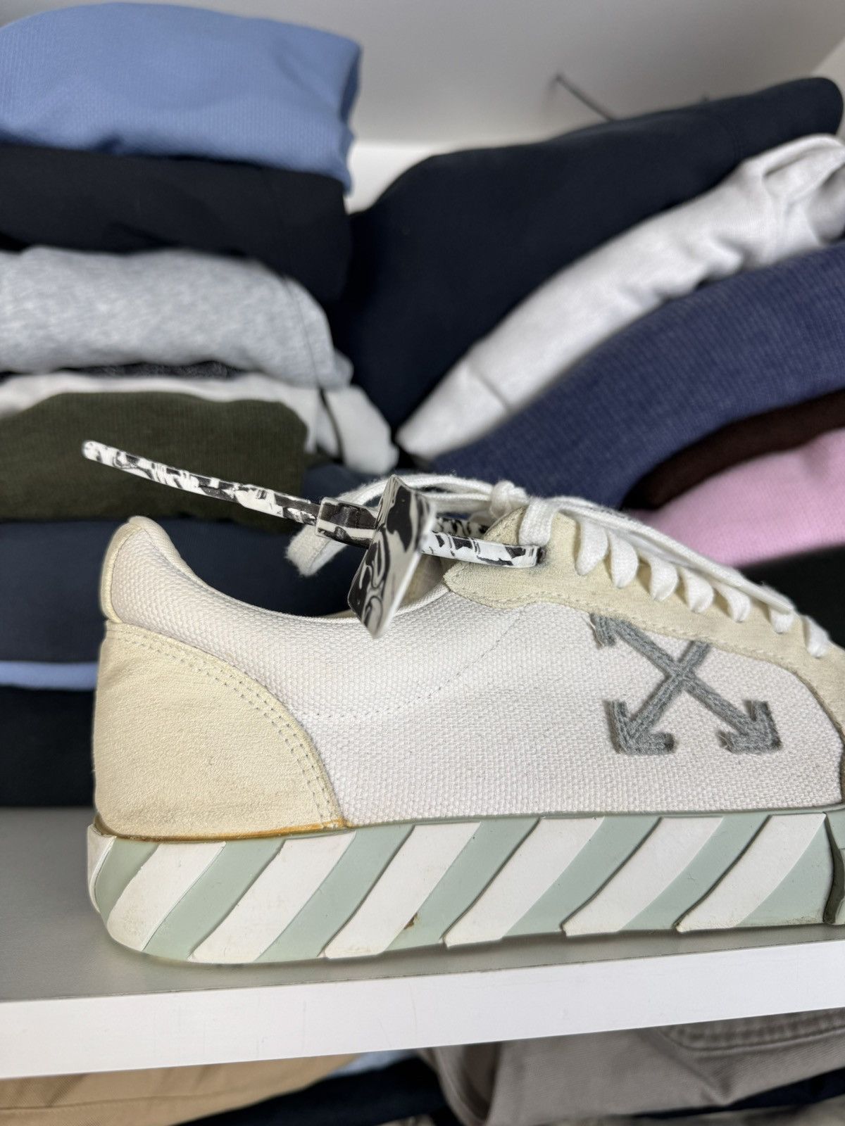 Off-White Off-White Low Vulcanized Sneakers Size 43 Size US 10 / EU 43 - 7 Thumbnail