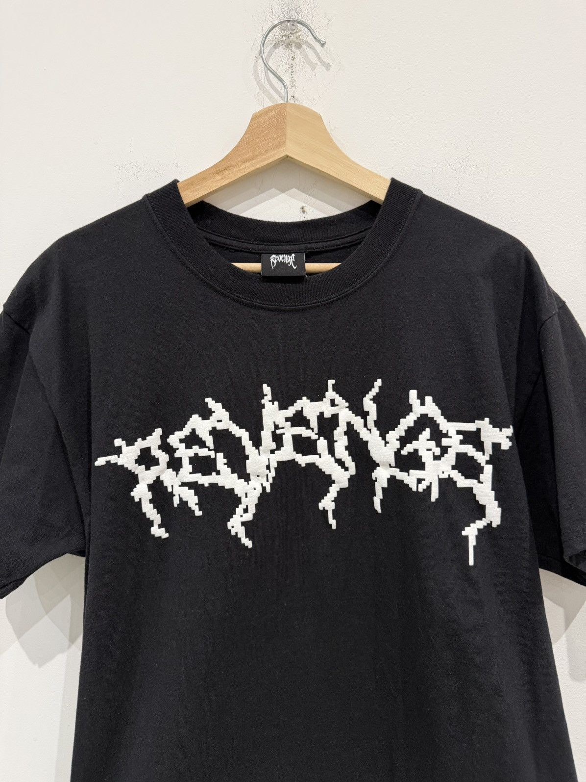 Revenge Revenge Gallery Pixel Tee Size: L Size US L / EU 52-54 / 3 - 2 Thumbnail