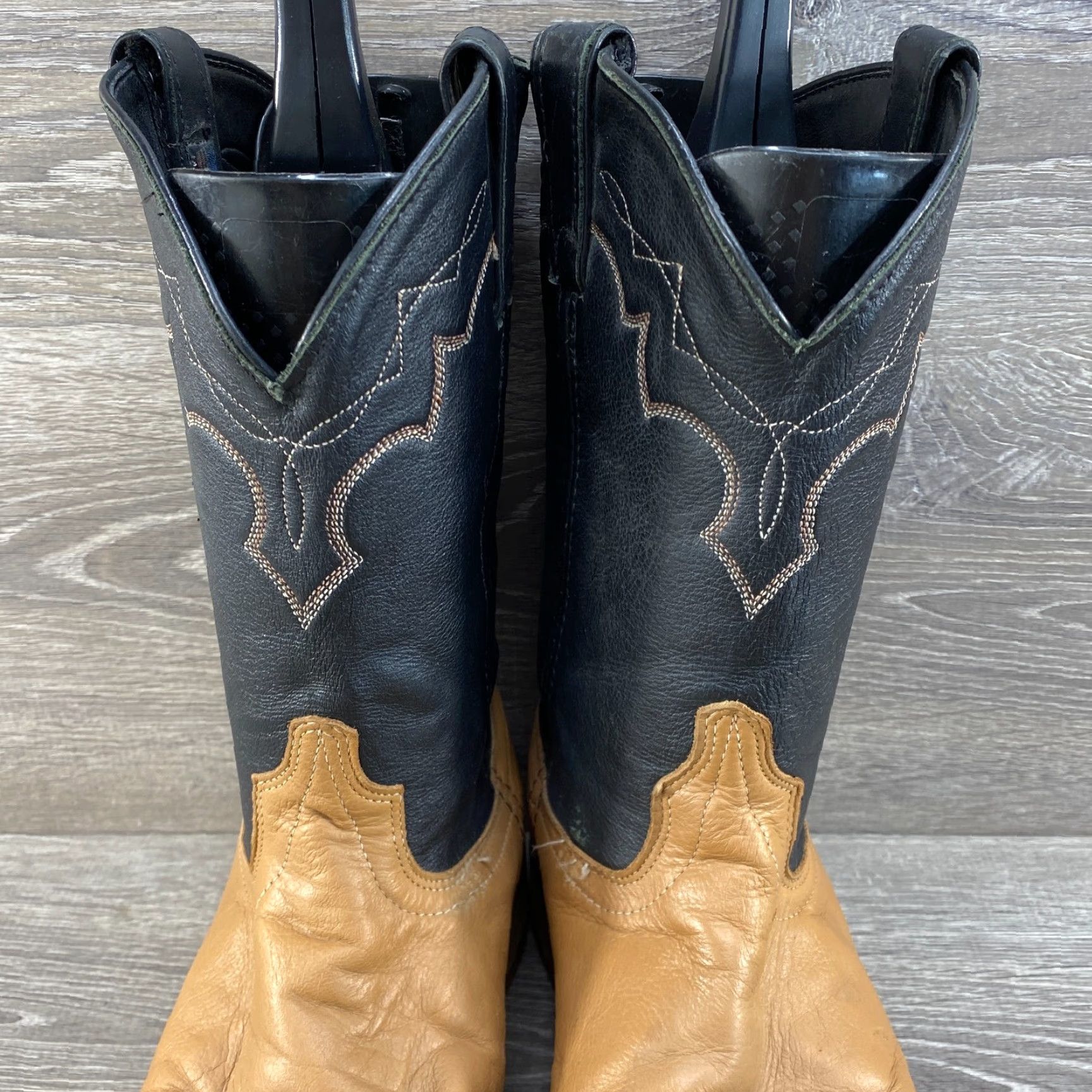Vintage VINTAGE Laredo Mens 10.5 Brown Leather Cowboy Boots Round Toe Western Crepe Sole USA VTG Size US 11 / EU 44 - 4 Thumbnail