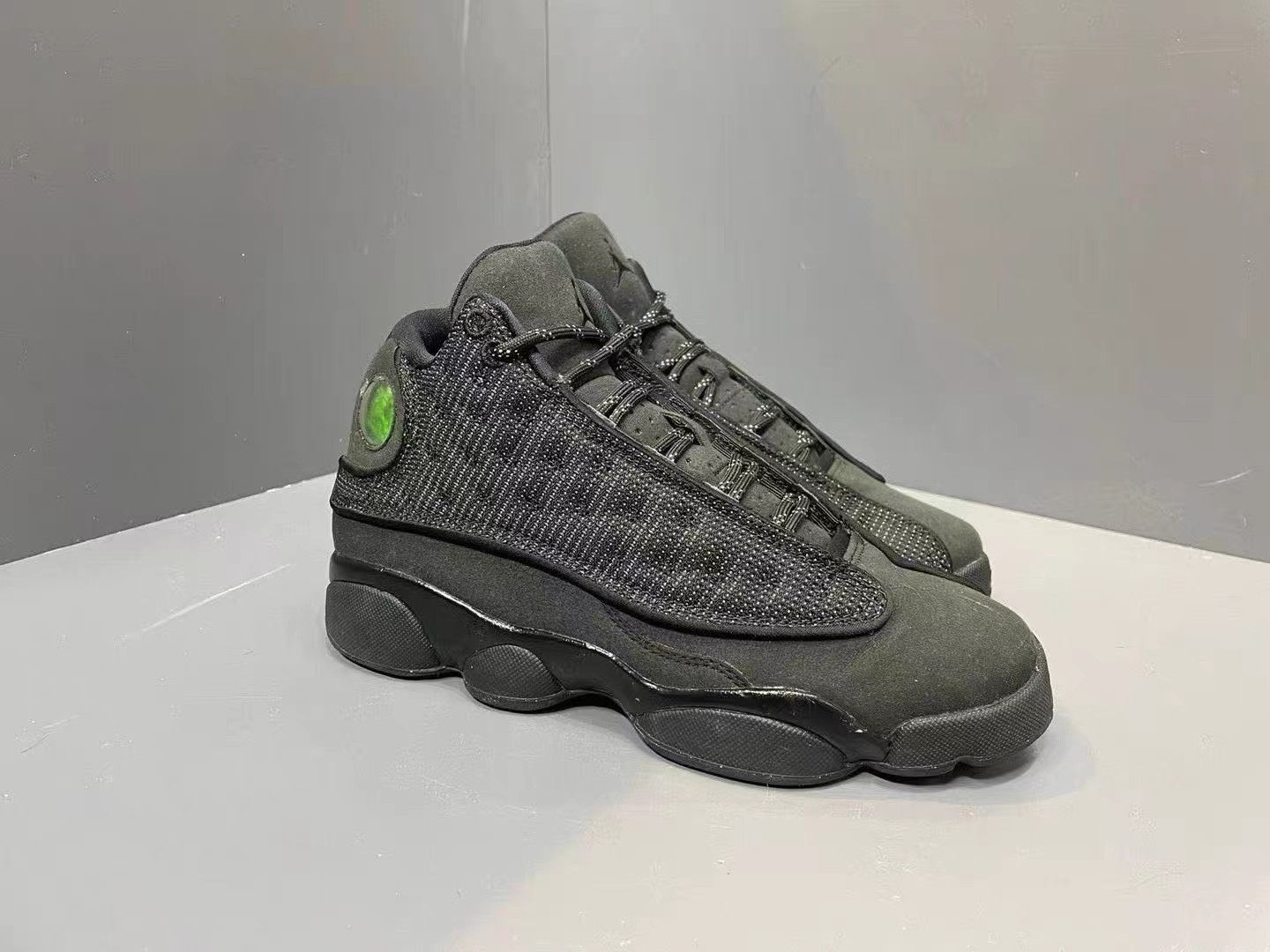 Jordan Brand Air Jordan 13 Retro "Black Cat" Basketball Shoes K15 Size US 7.5 / IT 37.5 - 3 Thumbnail
