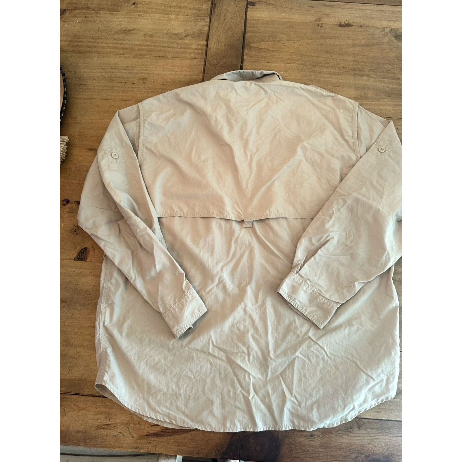 Vintage VINTAGE Cabela's Guided Wear Beige Nylon Button-Down Shirt Jacket Pockets Sz L Mens Size US L / EU 52-54 / 3 - 6 Thumbnail