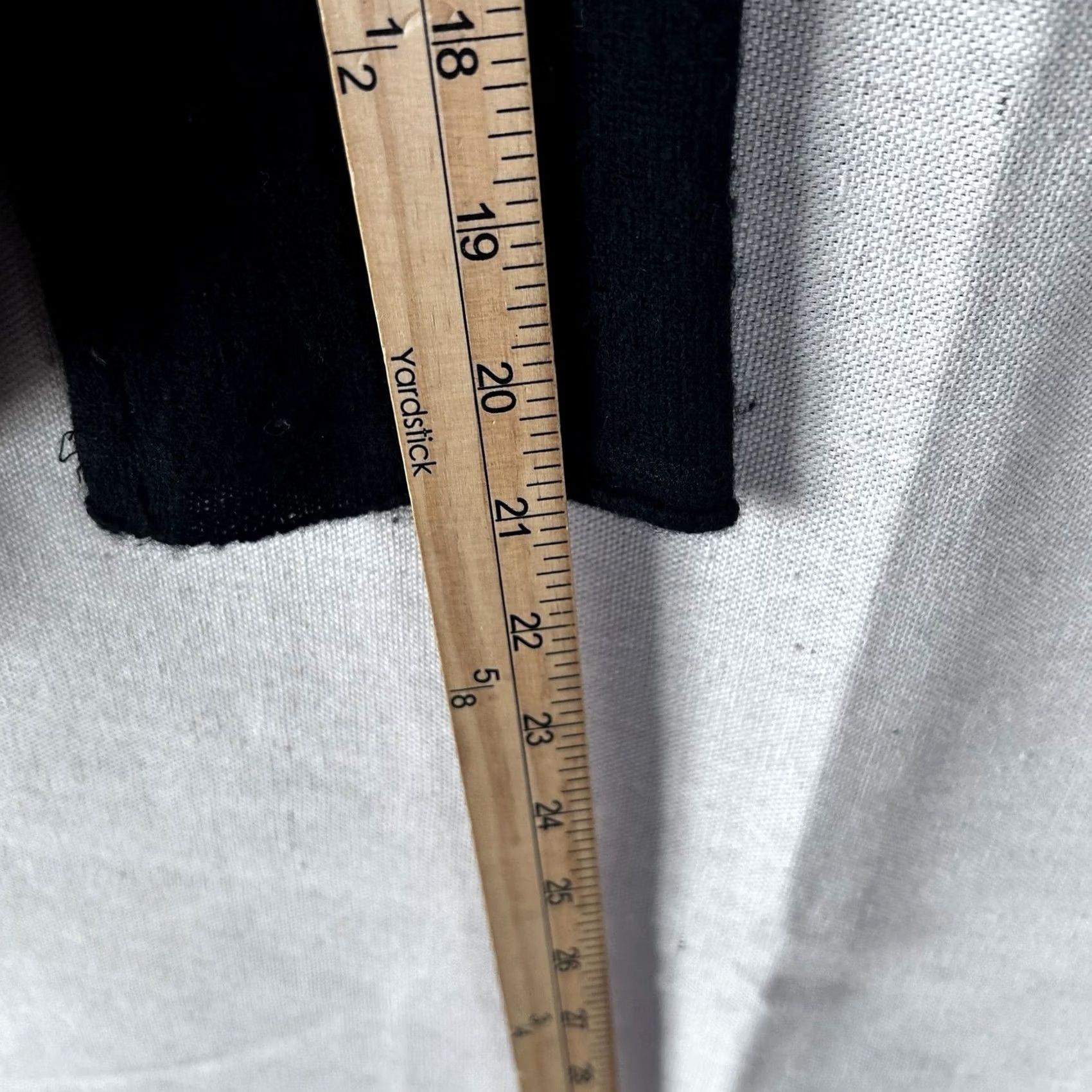 AQUA AQUA Cashmere Sweater Womens M Black Cold Shoulder Knit Top Size M / US 6-8 / IT 42-44 - 6 Thumbnail